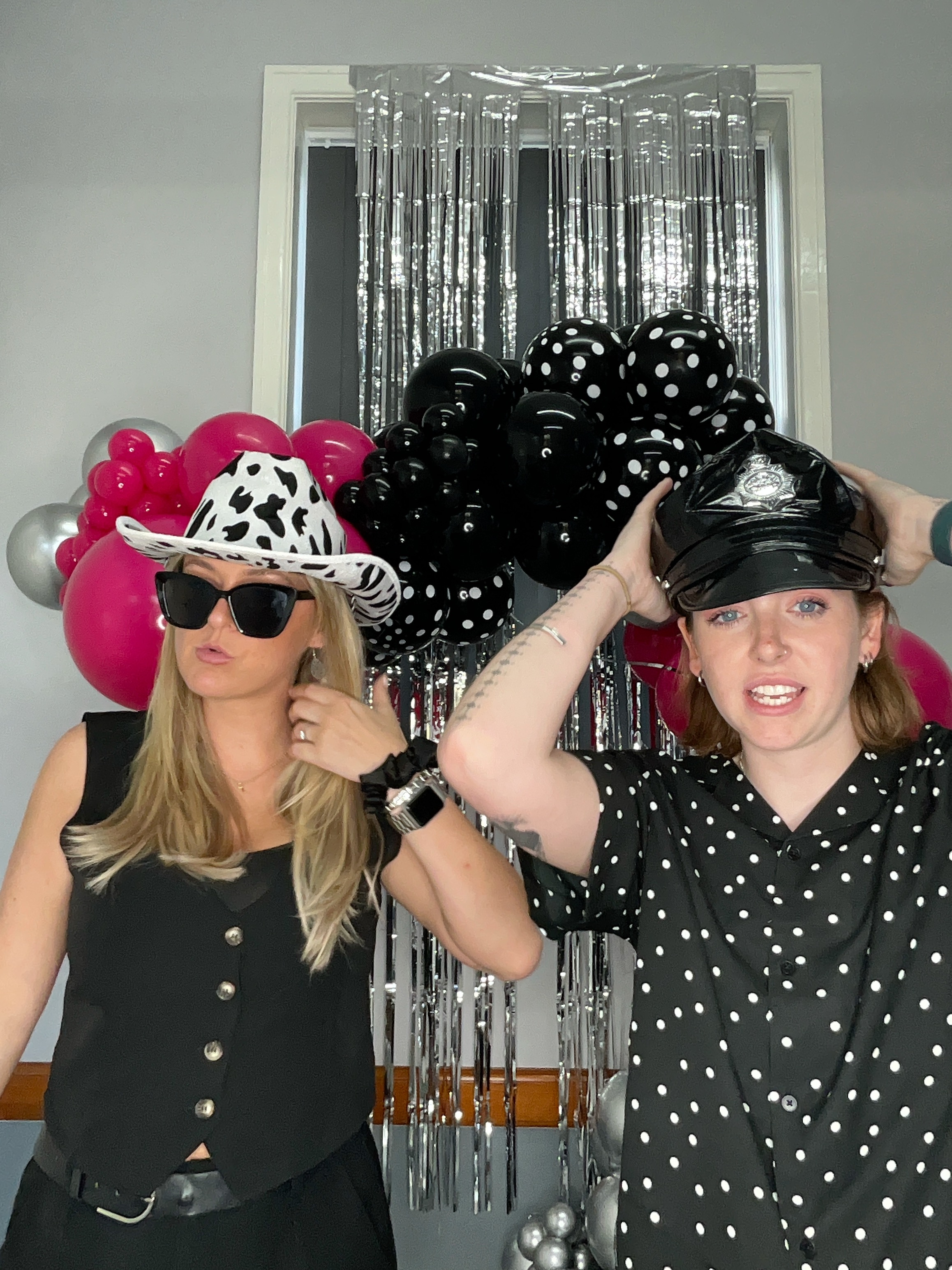 Christine’s 80th Birthday Bash! | View more photos from the event at gallery.magicimages.uk/u/MagicImages/Christine’s-80th-Birthday-Bash