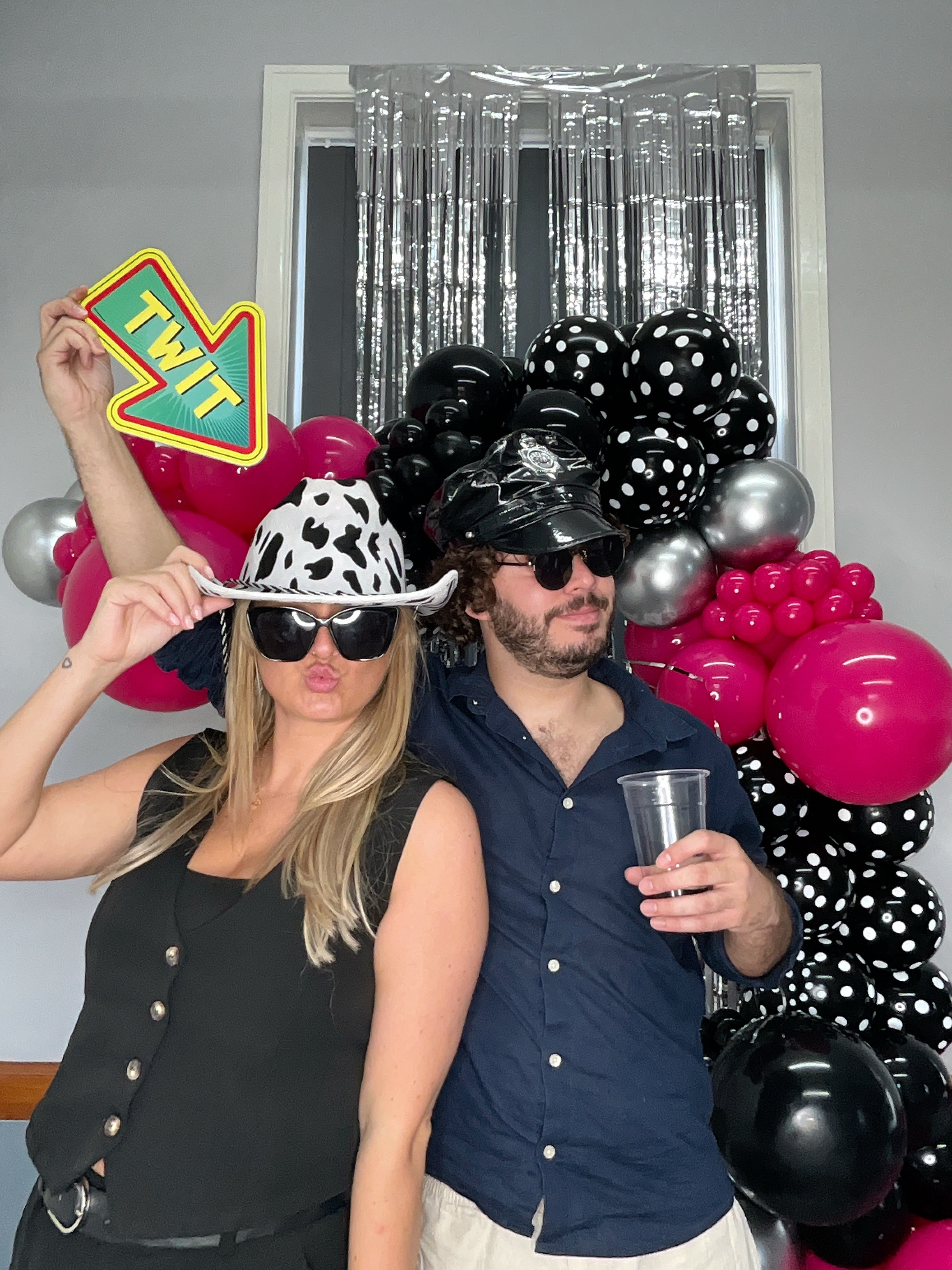 Christine’s 80th Birthday Bash! | View more photos from the event at gallery.magicimages.uk/u/MagicImages/Christine’s-80th-Birthday-Bash