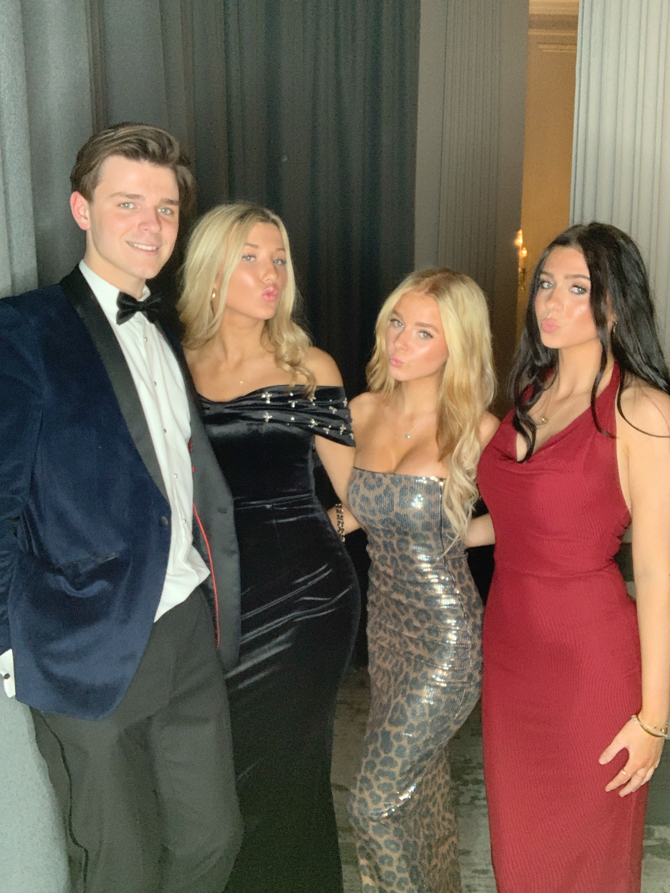 Christmas Party Nights  | View more photos from the event at gallery.magicimages.uk/u/MagicImages/Christmas-Party-Nights-0