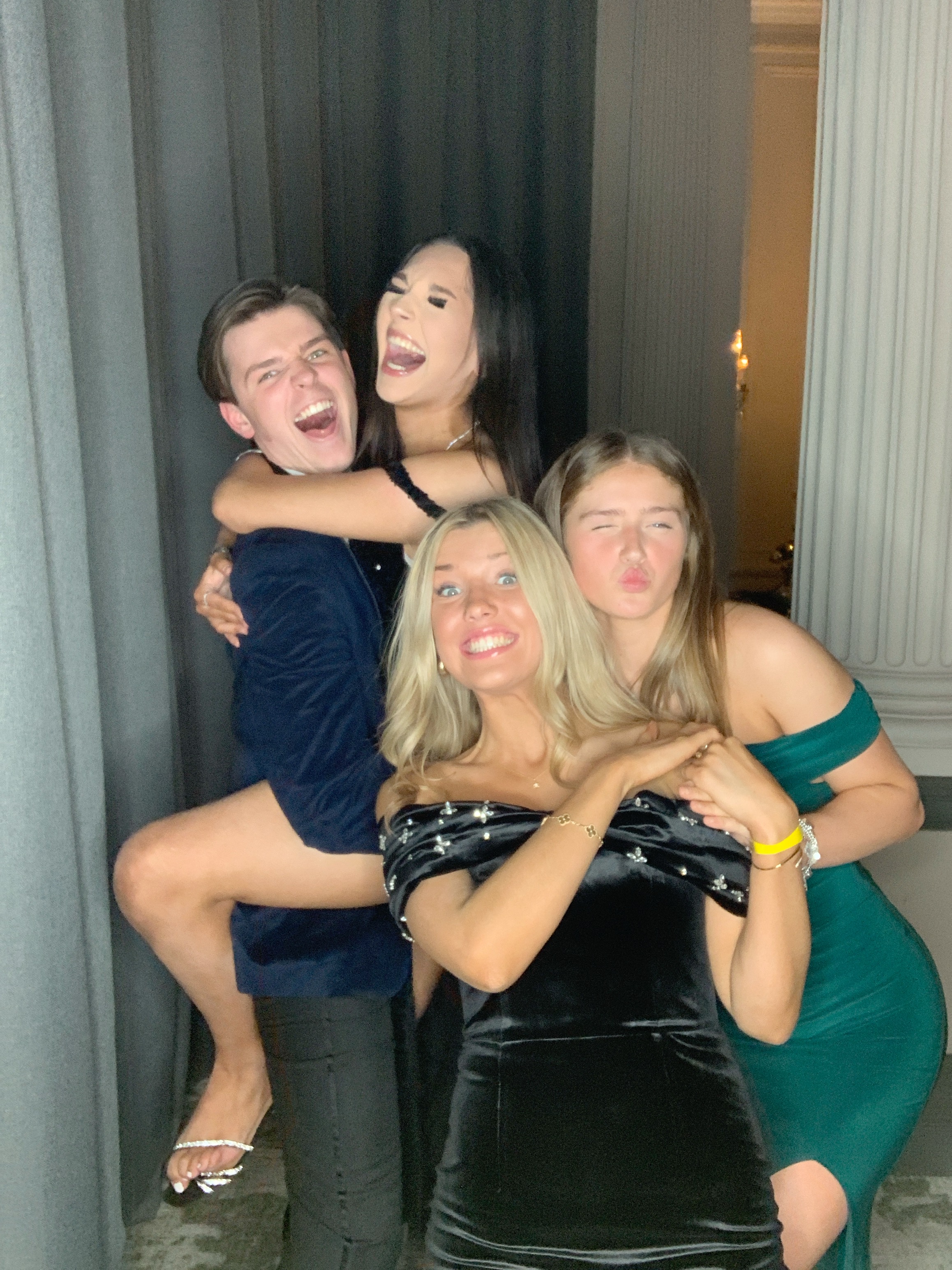 Christmas Party Nights  | View more photos from the event at gallery.magicimages.uk/u/MagicImages/Christmas-Party-Nights-0