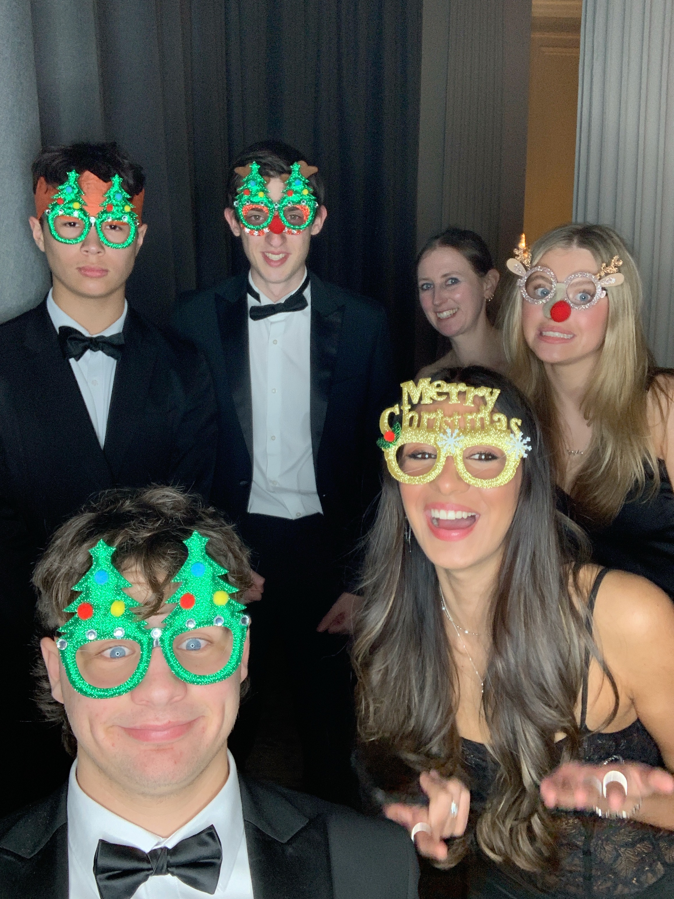 Christmas Party Nights  | View more photos from the event at gallery.magicimages.uk/u/MagicImages/Christmas-Party-Nights-0