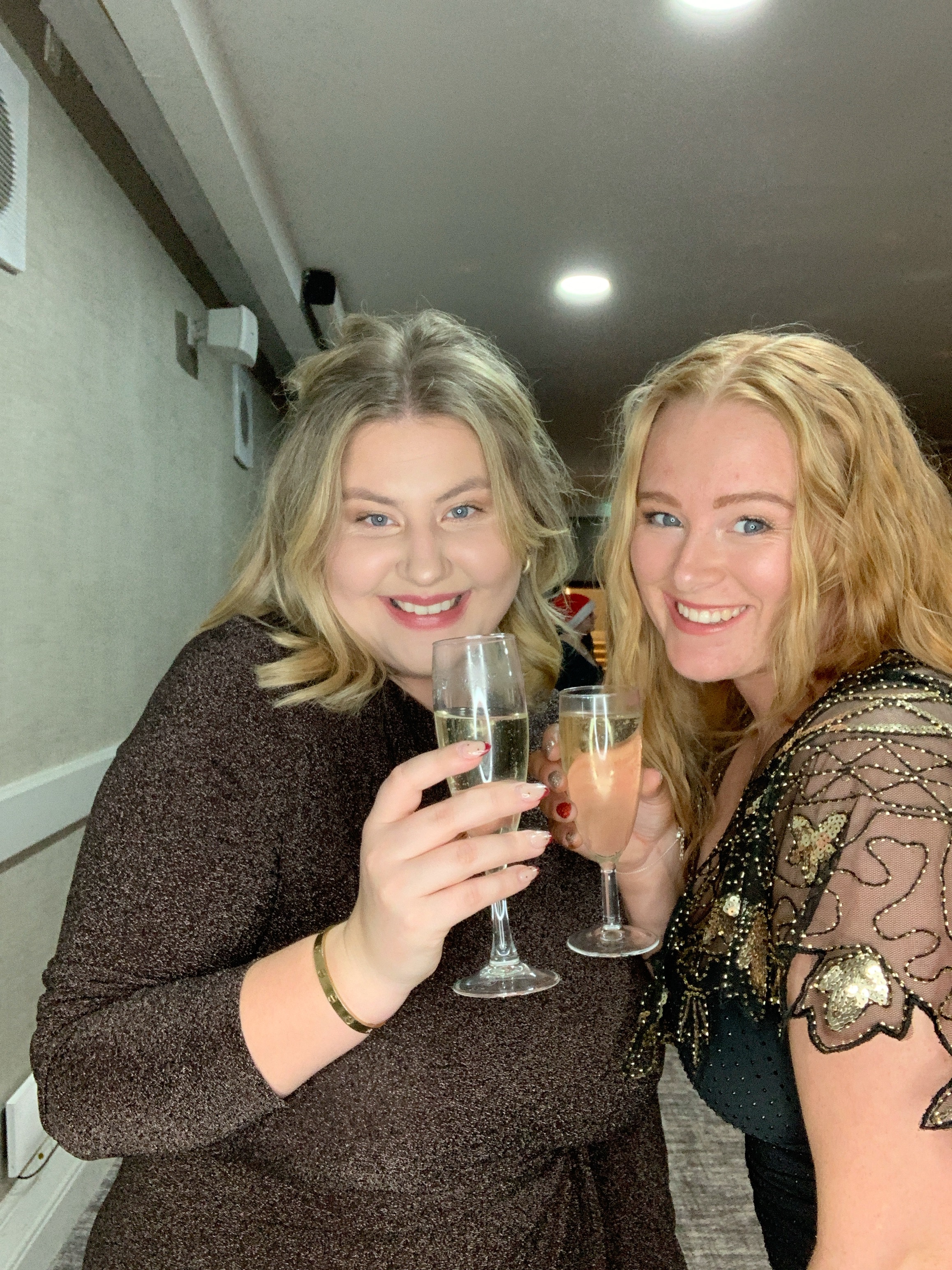 Christmas Party Nights  | View more photos from the event at gallery.magicimages.uk/u/MagicImages/Christmas-Party-Nights-6