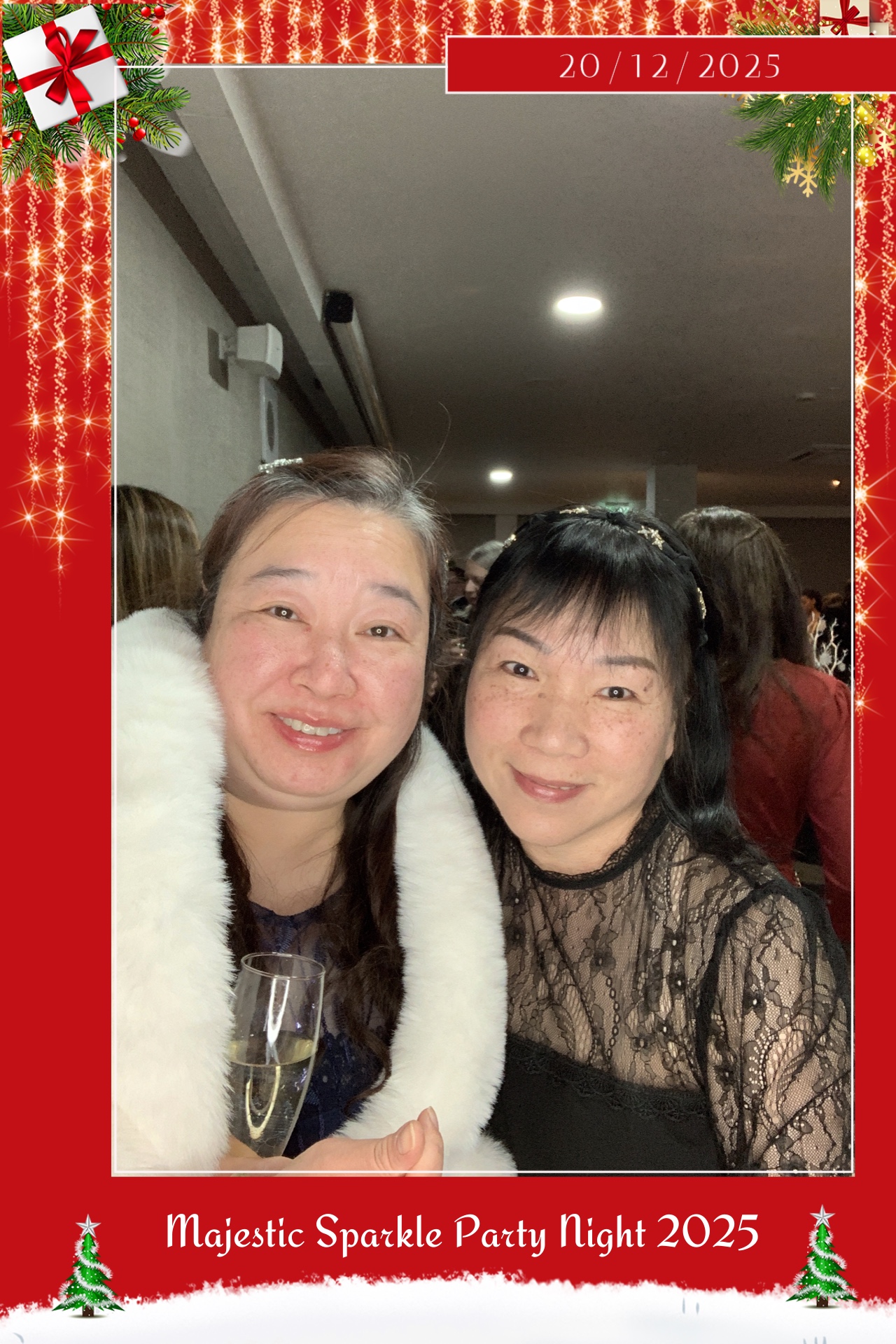 Christmas Party Nights  | View more photos from the event at gallery.magicimages.uk/u/MagicImages/Christmas-Party-Nights-6