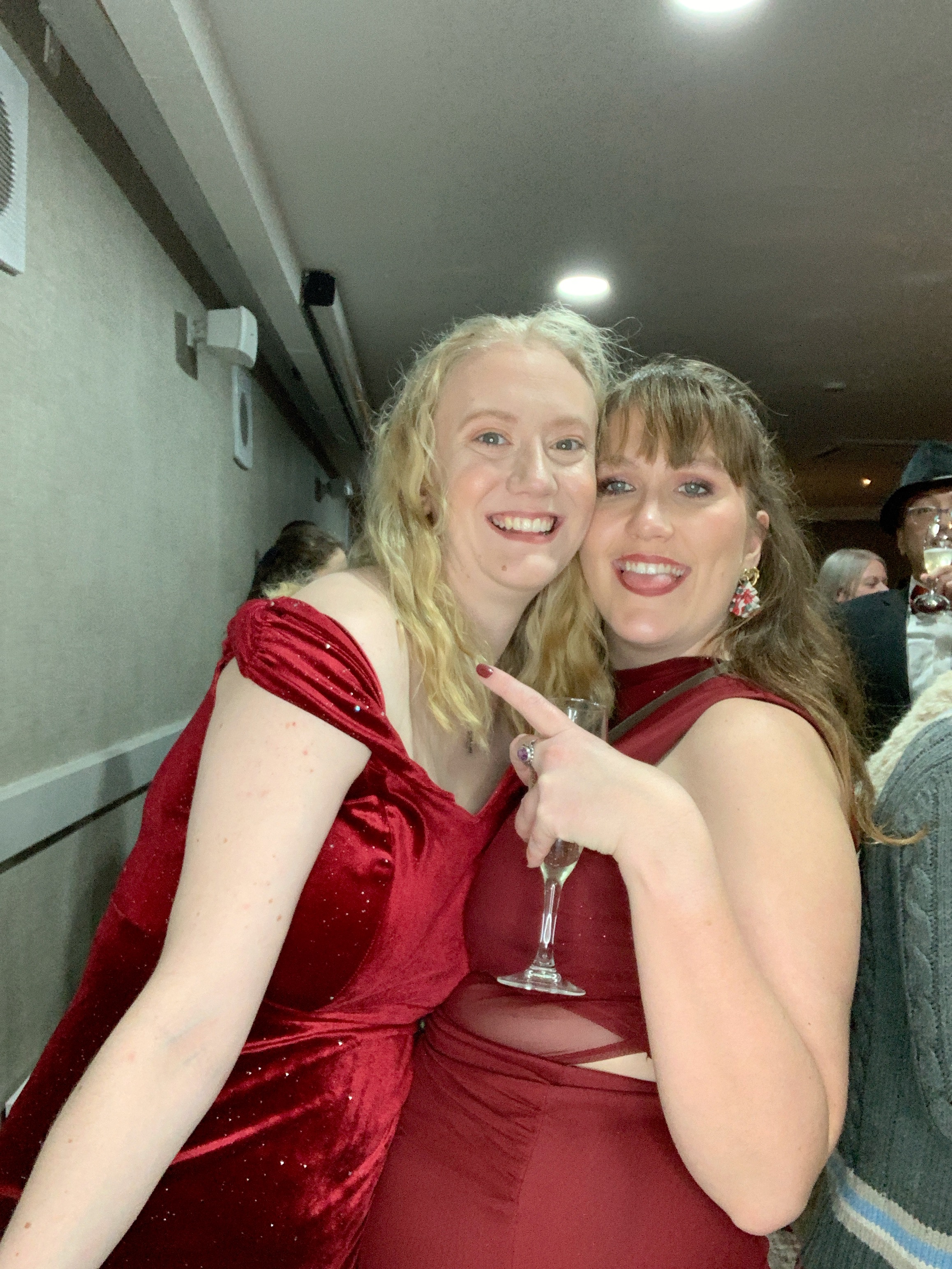 Christmas Party Nights  | View more photos from the event at gallery.magicimages.uk/u/MagicImages/Christmas-Party-Nights-6