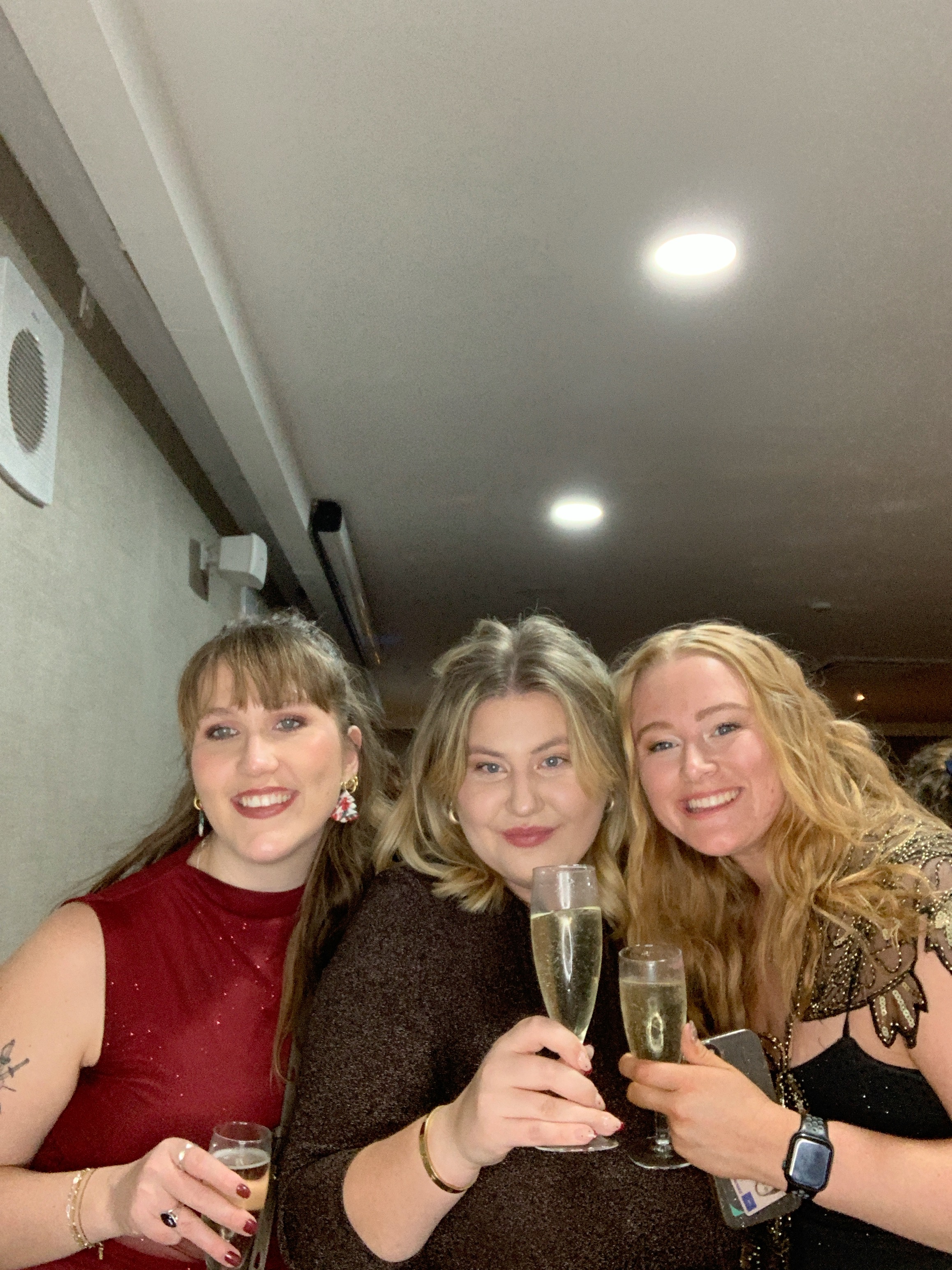 Christmas Party Nights  | View more photos from the event at gallery.magicimages.uk/u/MagicImages/Christmas-Party-Nights-6