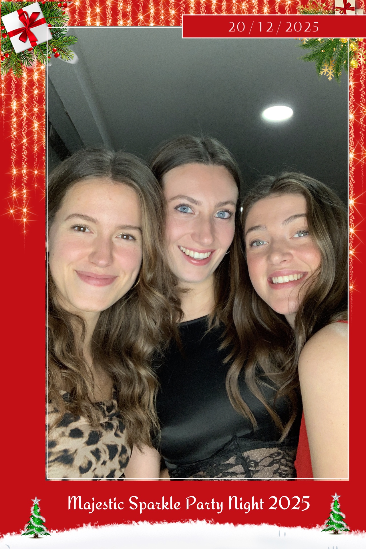 Christmas Party Nights  | View more photos from the event at gallery.magicimages.uk/u/MagicImages/Christmas-Party-Nights-6