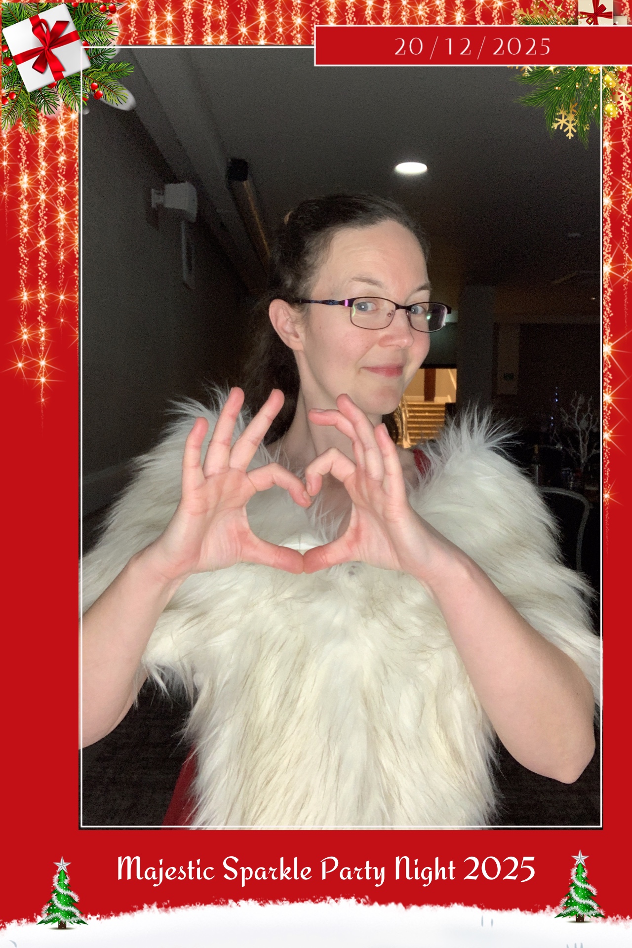 Christmas Party Nights  | View more photos from the event at gallery.magicimages.uk/u/MagicImages/Christmas-Party-Nights-6