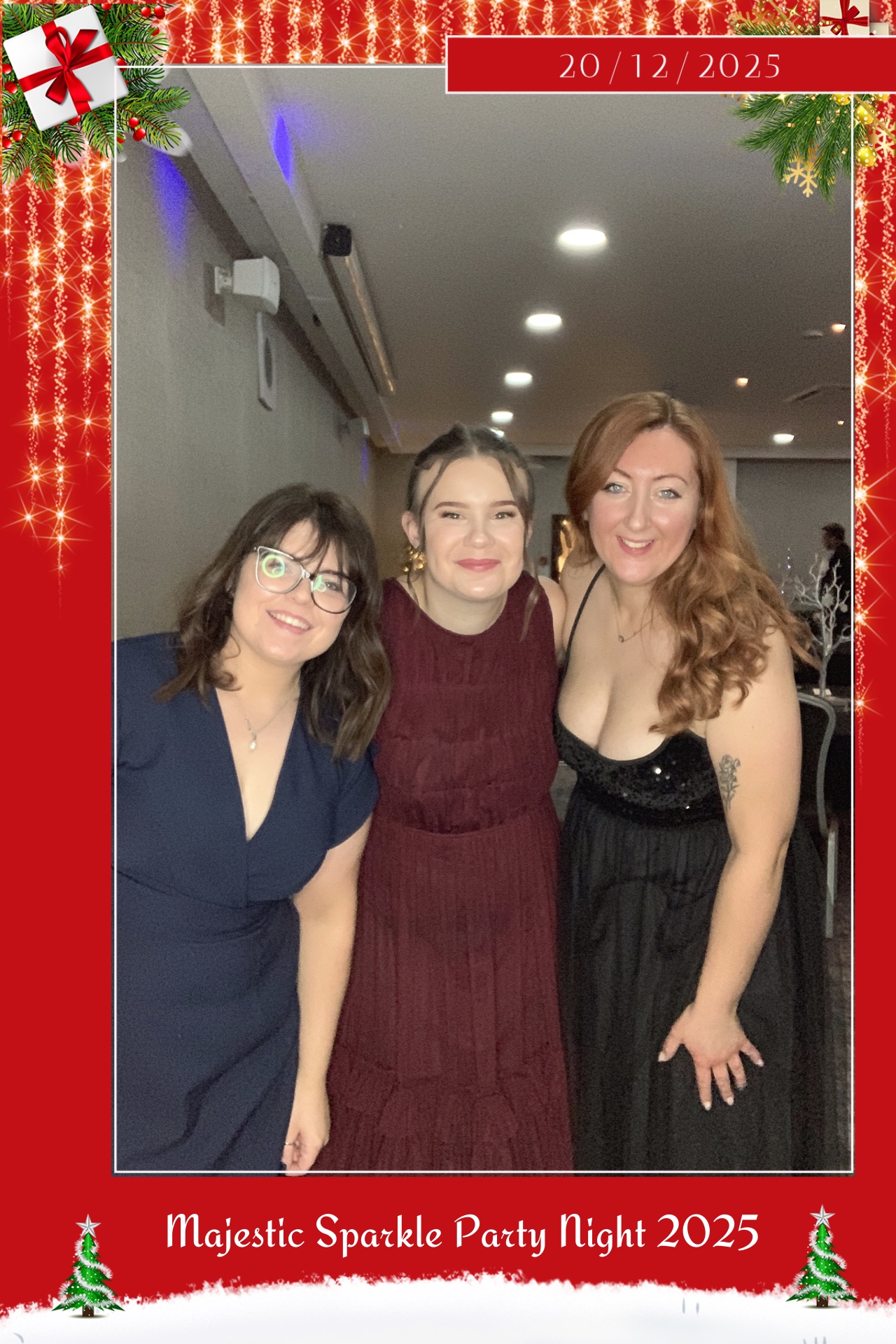 Christmas Party Nights  | View more photos from the event at gallery.magicimages.uk/u/MagicImages/Christmas-Party-Nights-6