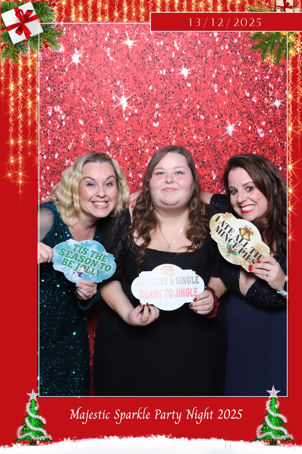 Christmas party nights  | View more photos from the event at gallery.magicimages.uk/u/MagicImages/Christmas-party-nights-2