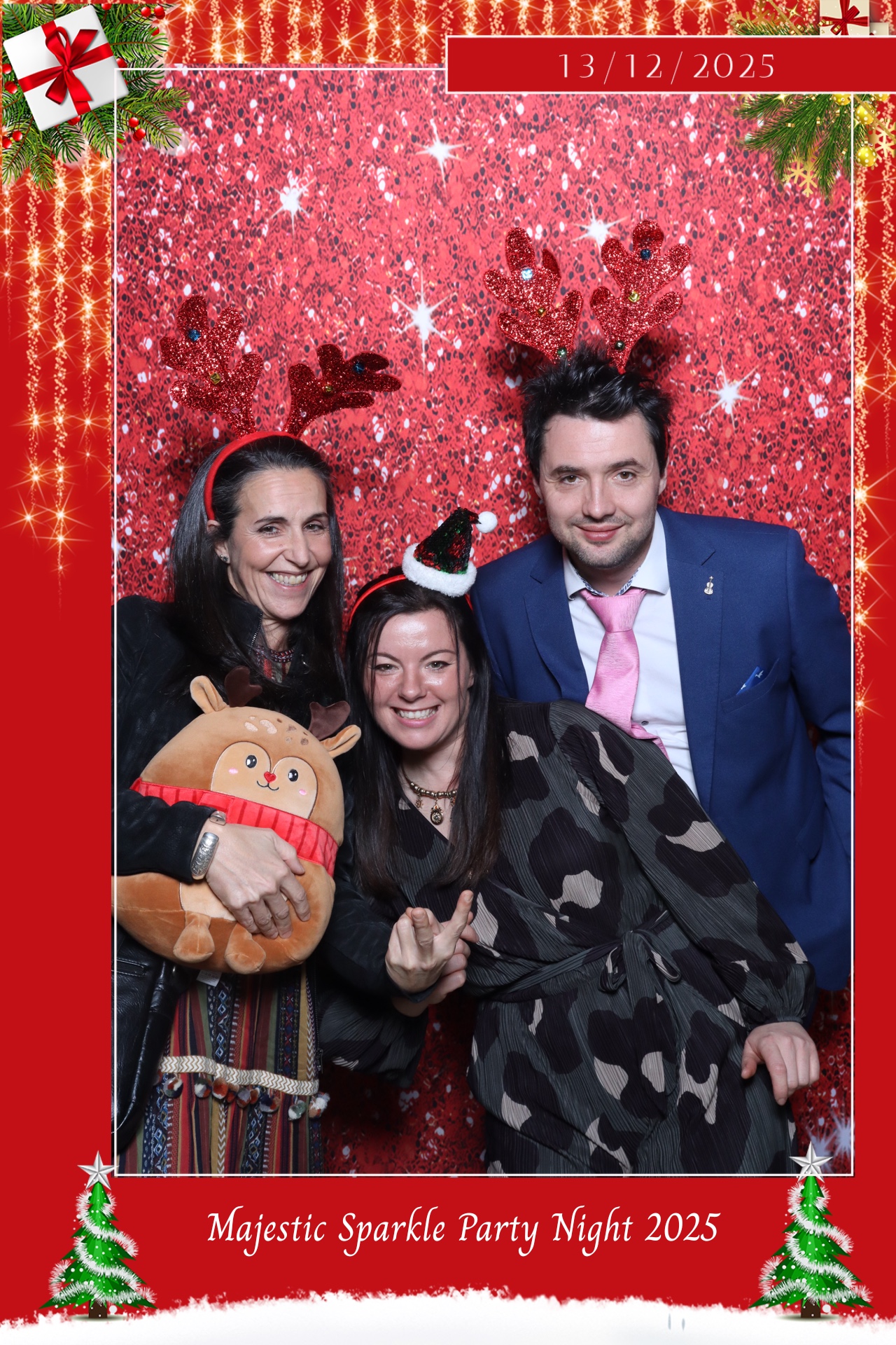 Christmas party nights  | View more photos from the event at gallery.magicimages.uk/u/MagicImages/Christmas-party-nights-3