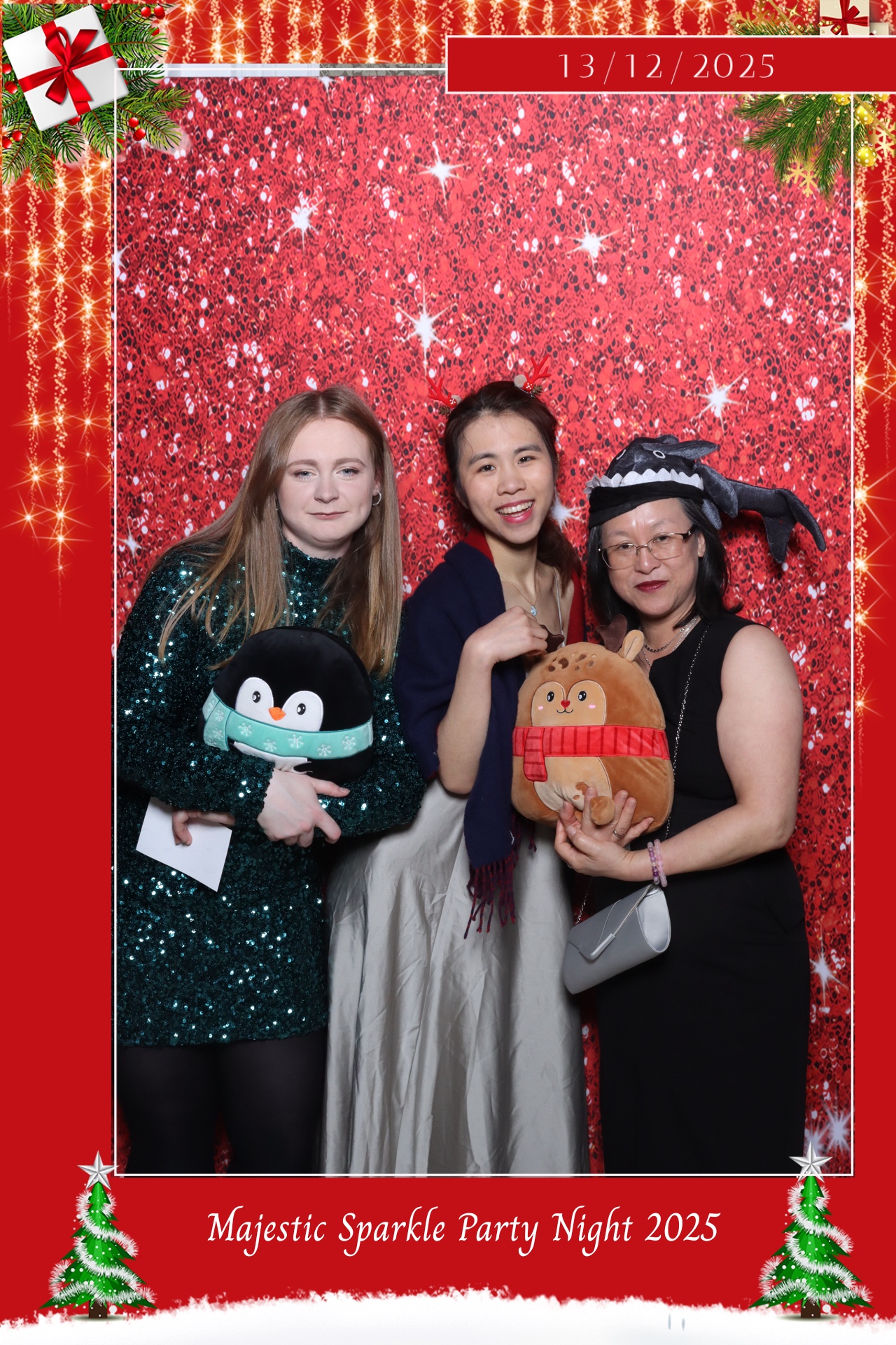 Christmas party nights  | View more photos from the event at gallery.magicimages.uk/u/MagicImages/Christmas-party-nights-3