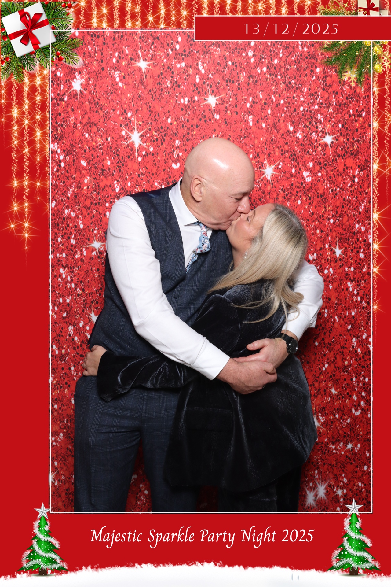 Christmas party nights  | View more photos from the event at gallery.magicimages.uk/u/MagicImages/Christmas-party-nights-3