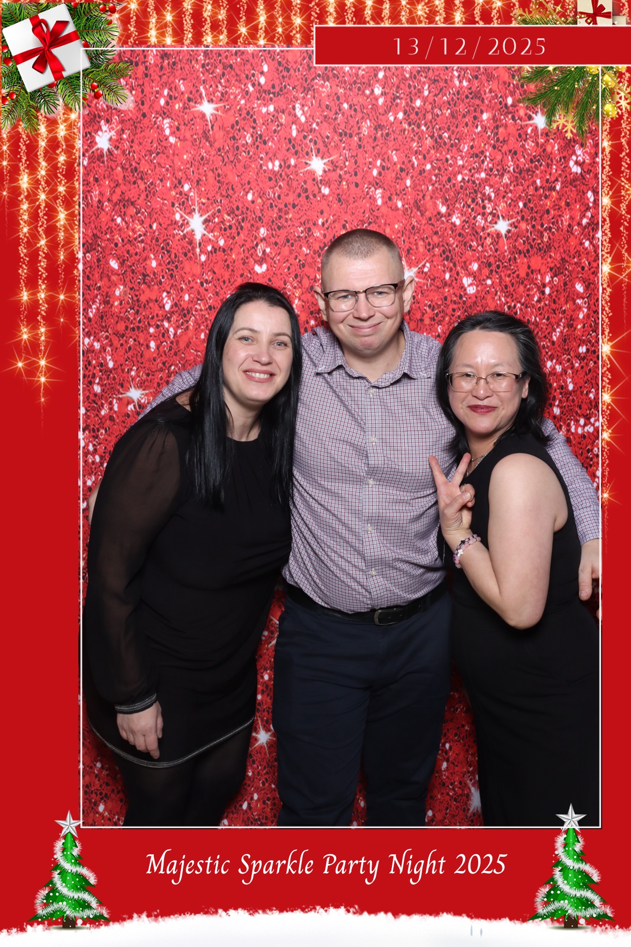 Christmas party nights  | View more photos from the event at gallery.magicimages.uk/u/MagicImages/Christmas-party-nights-3