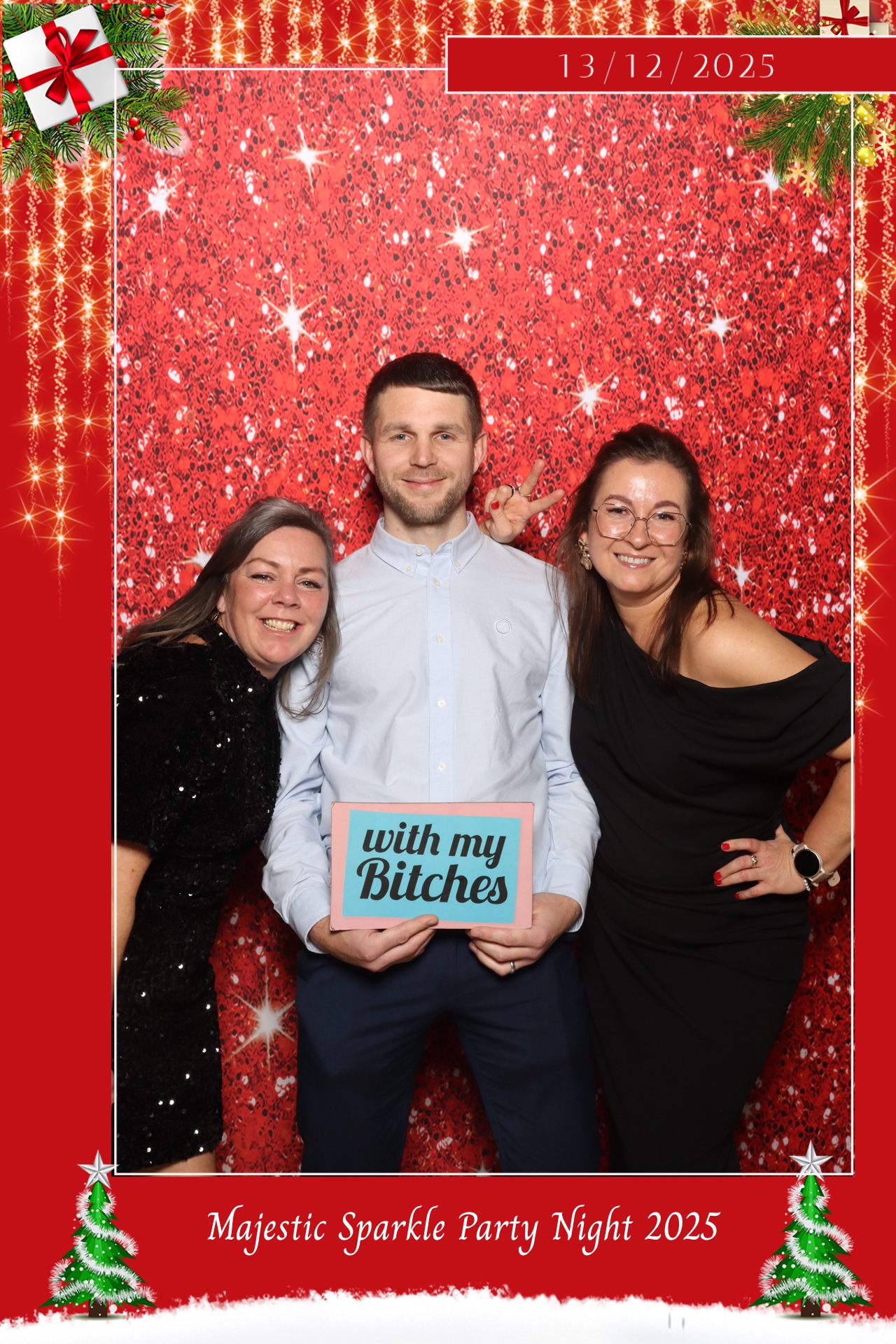 Christmas party nights  | View more photos from the event at gallery.magicimages.uk/u/MagicImages/Christmas-party-nights-3