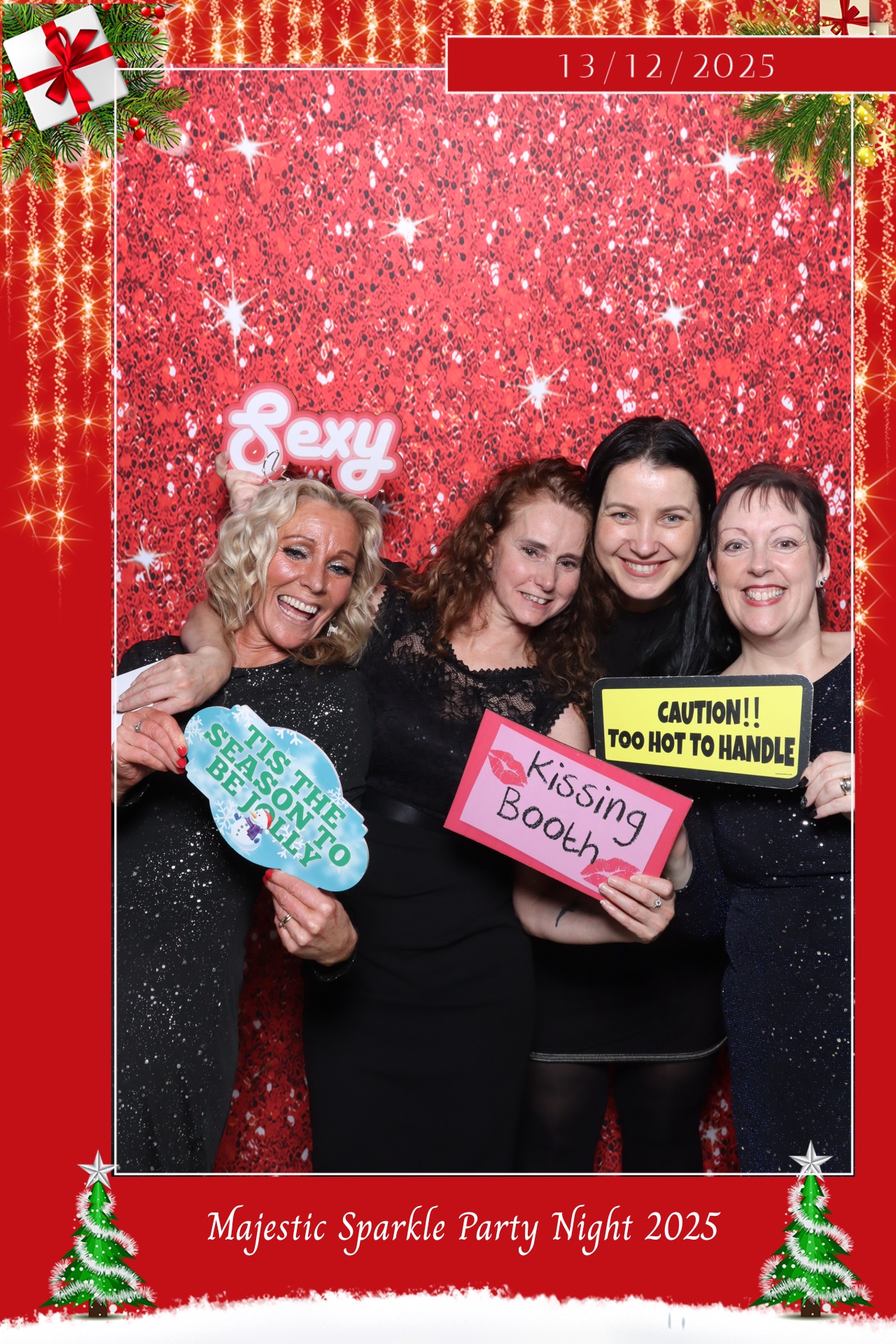 Christmas party nights  | View more photos from the event at gallery.magicimages.uk/u/MagicImages/Christmas-party-nights-3