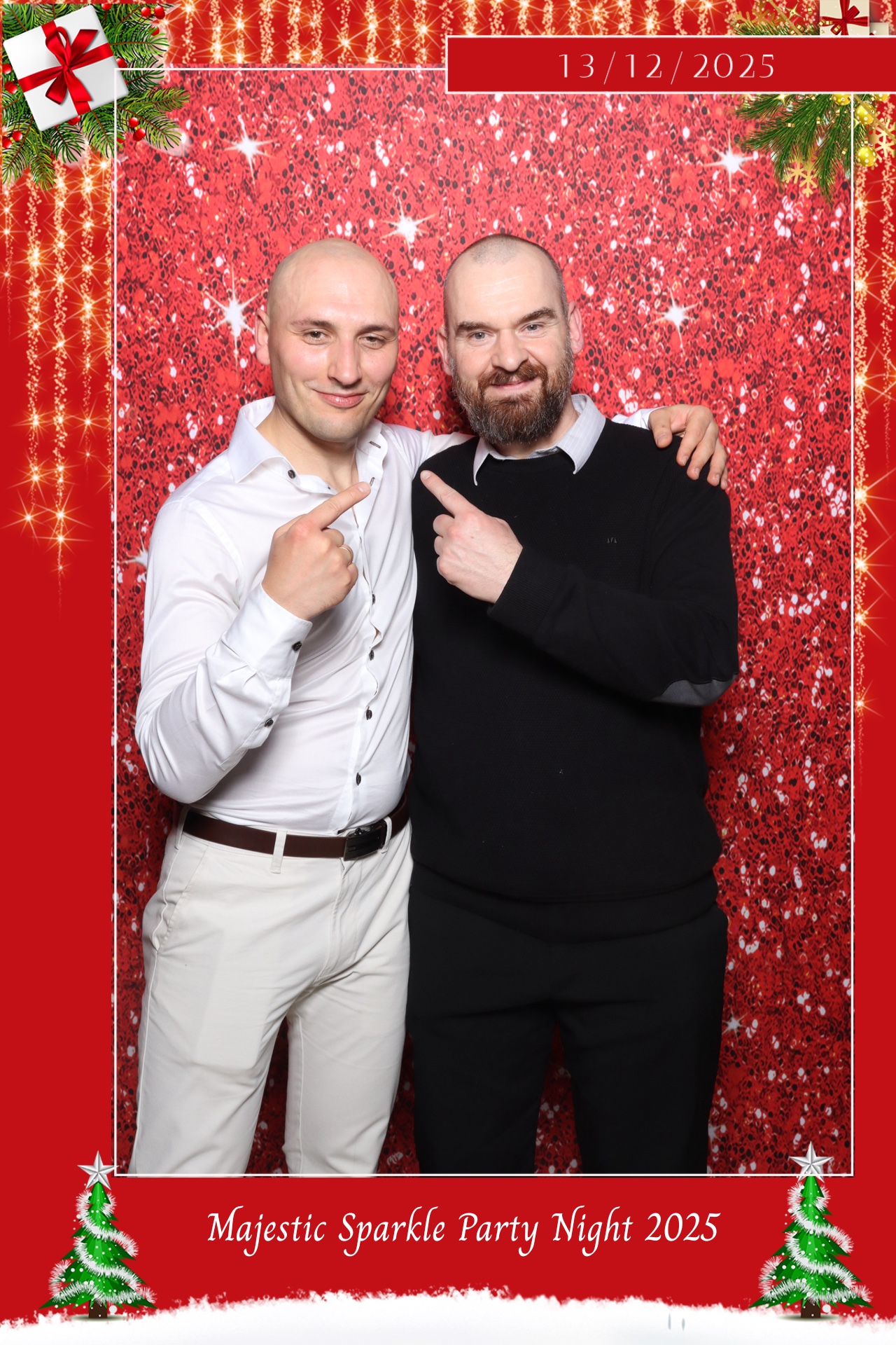 Christmas party nights  | View more photos from the event at gallery.magicimages.uk/u/MagicImages/Christmas-party-nights-3