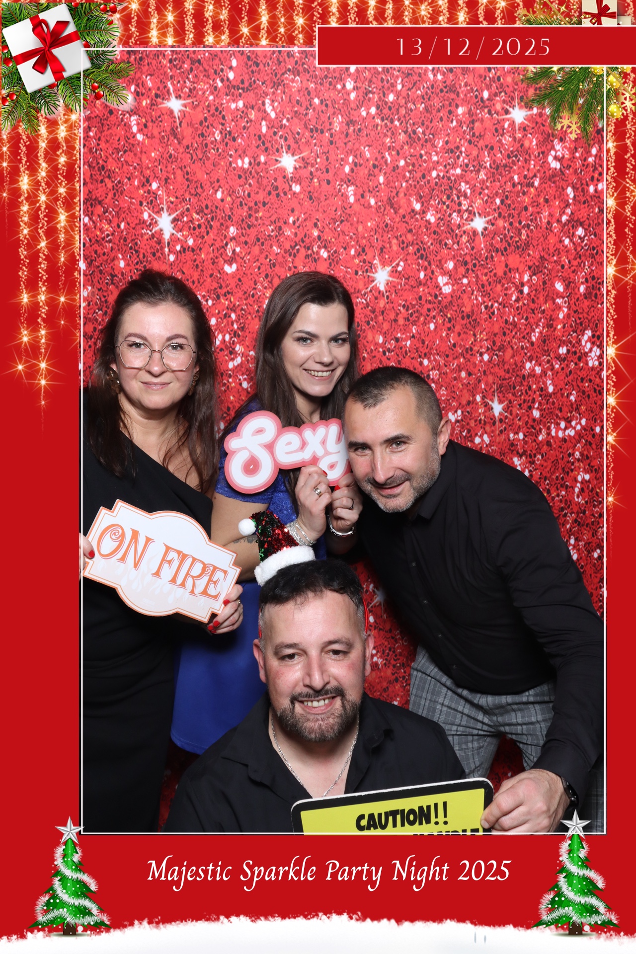 Christmas party nights  | View more photos from the event at gallery.magicimages.uk/u/MagicImages/Christmas-party-nights-3