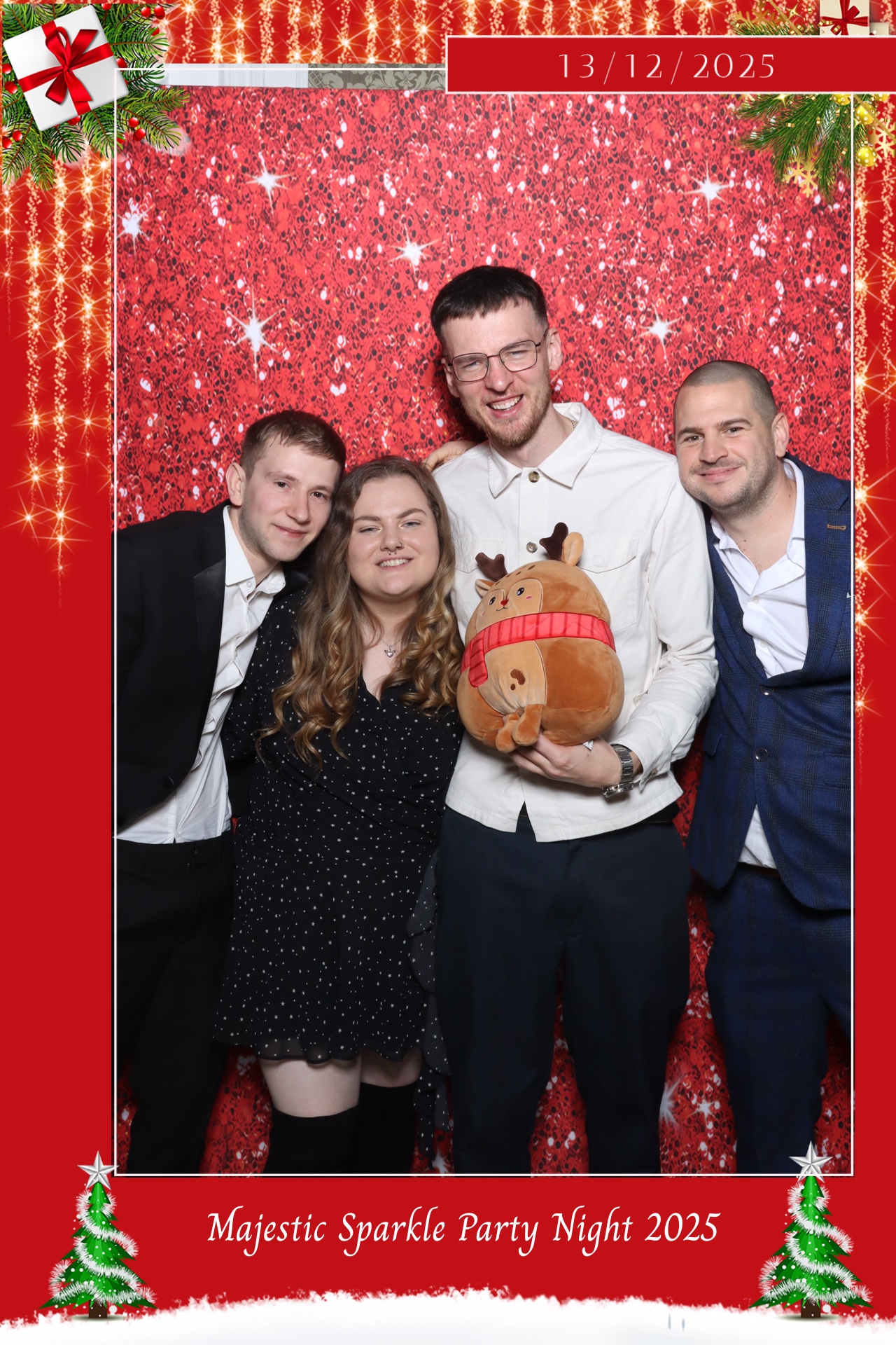 Christmas party nights  | View more photos from the event at gallery.magicimages.uk/u/MagicImages/Christmas-party-nights-3