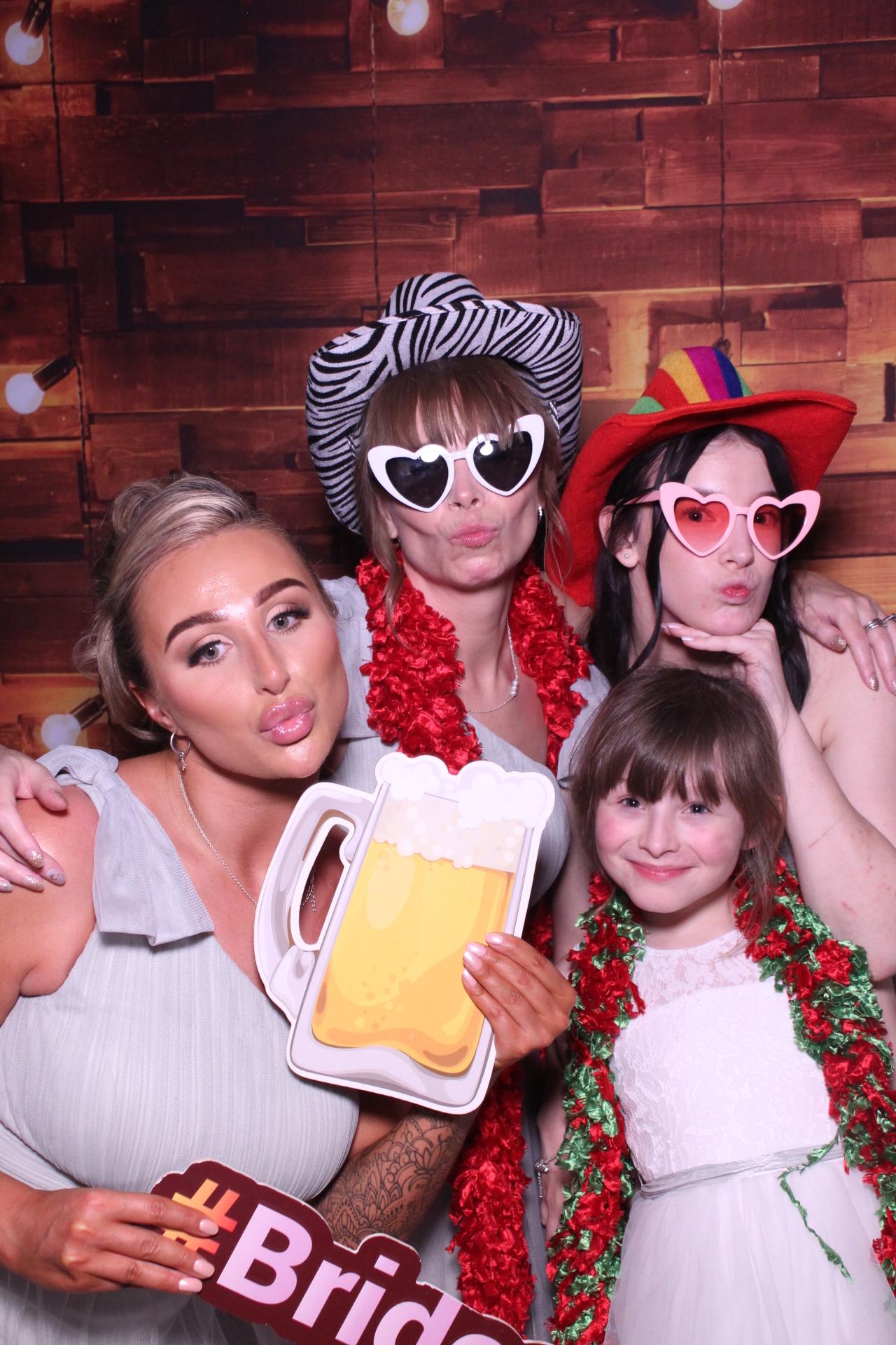 Dan and Becks's wedding | View more photos from the event at gallery.magicimages.uk/u/MagicImages/Dan-and-Beckss-wedding