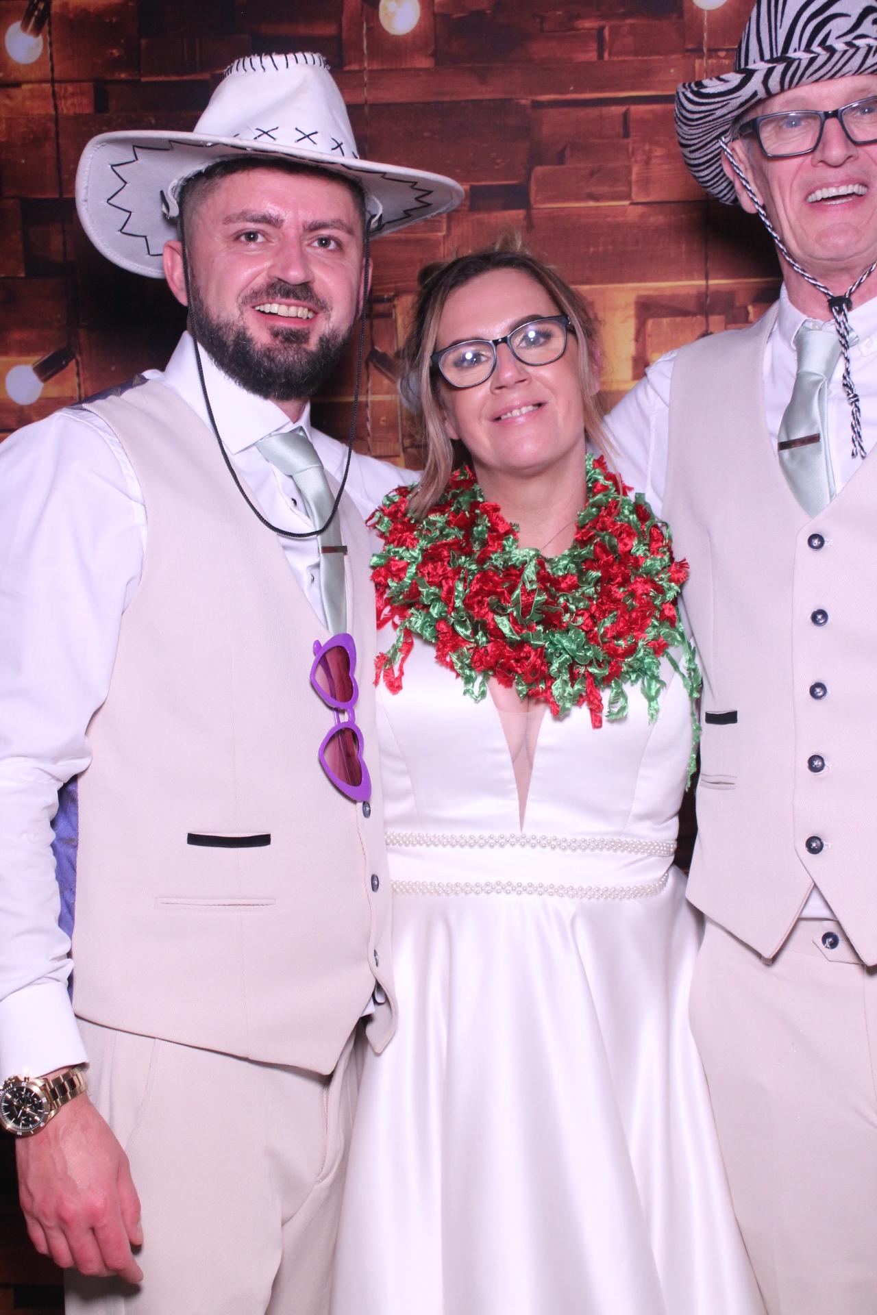 Dan and Becks's wedding | View more photos from the event at gallery.magicimages.uk/u/MagicImages/Dan-and-Beckss-wedding