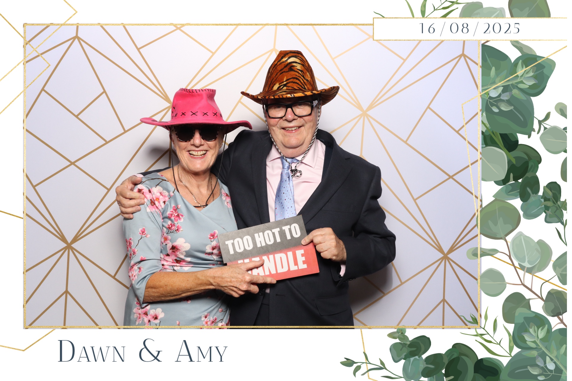 Dawn & Amy  | View more photos from the event at gallery.magicimages.uk/u/MagicImages/Dawn-Amy