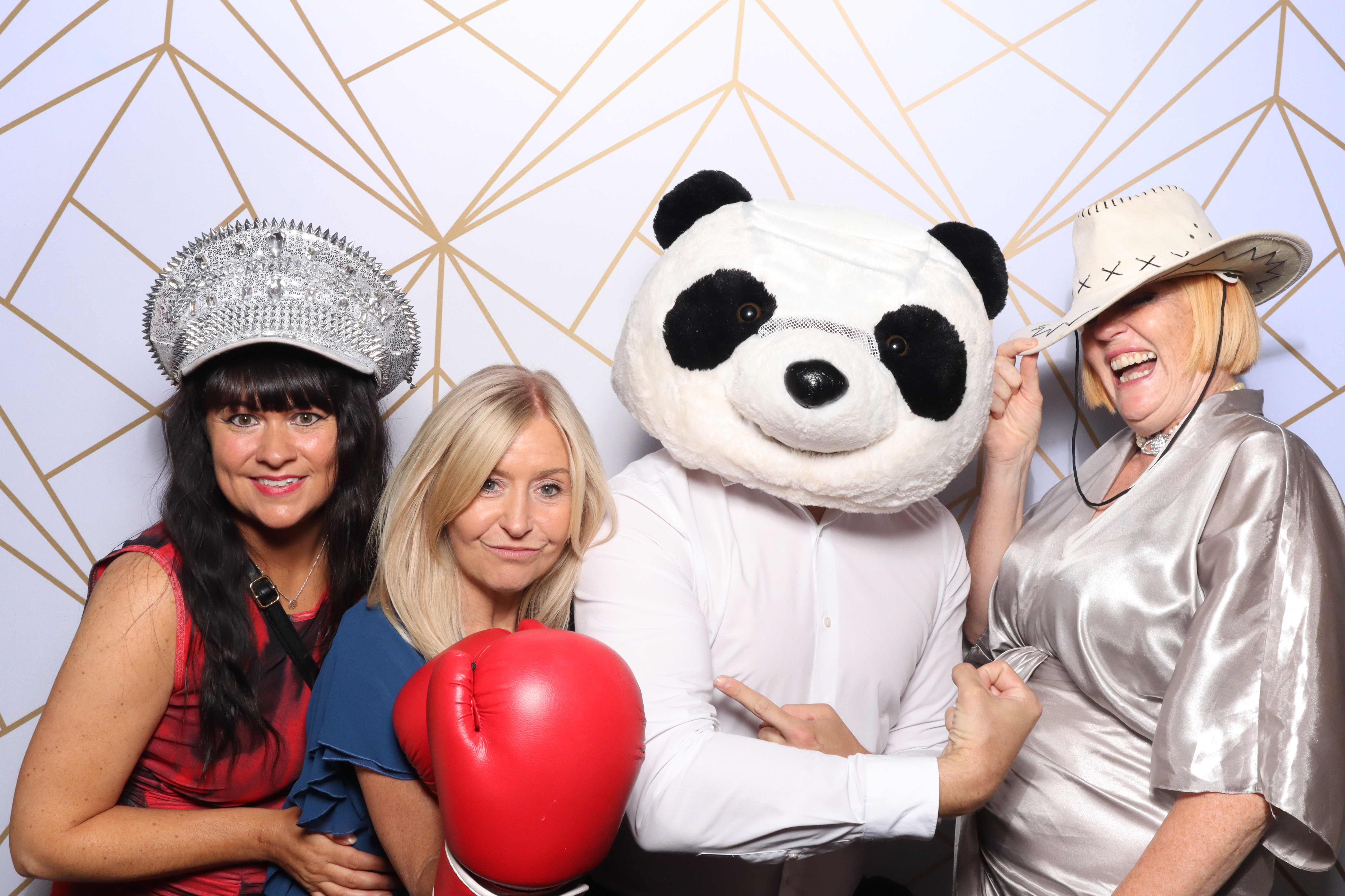 Dawn & Amy  | View more photos from the event at gallery.magicimages.uk/u/MagicImages/Dawn-Amy