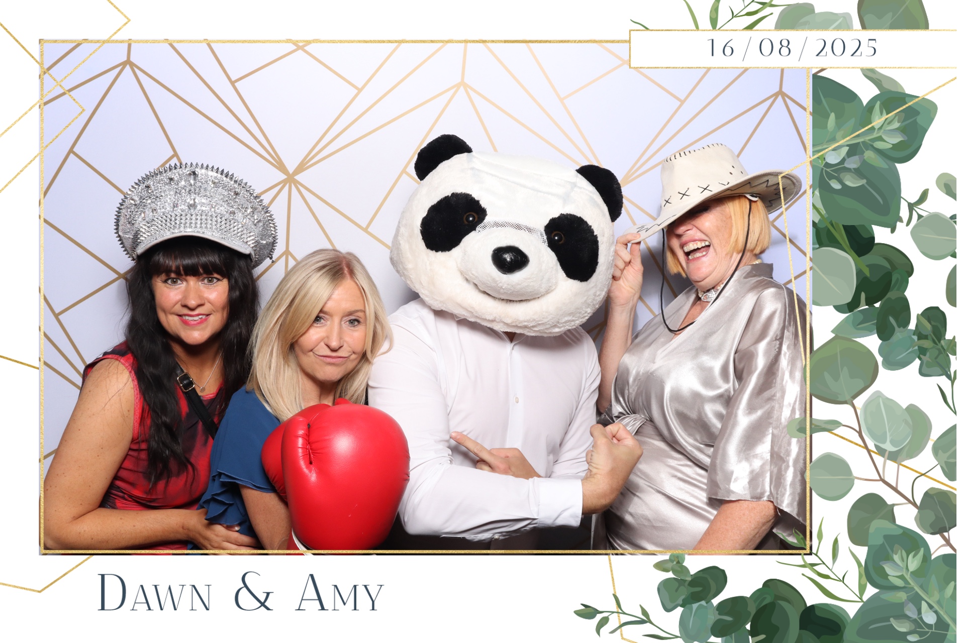 Dawn & Amy  | View more photos from the event at gallery.magicimages.uk/u/MagicImages/Dawn-Amy