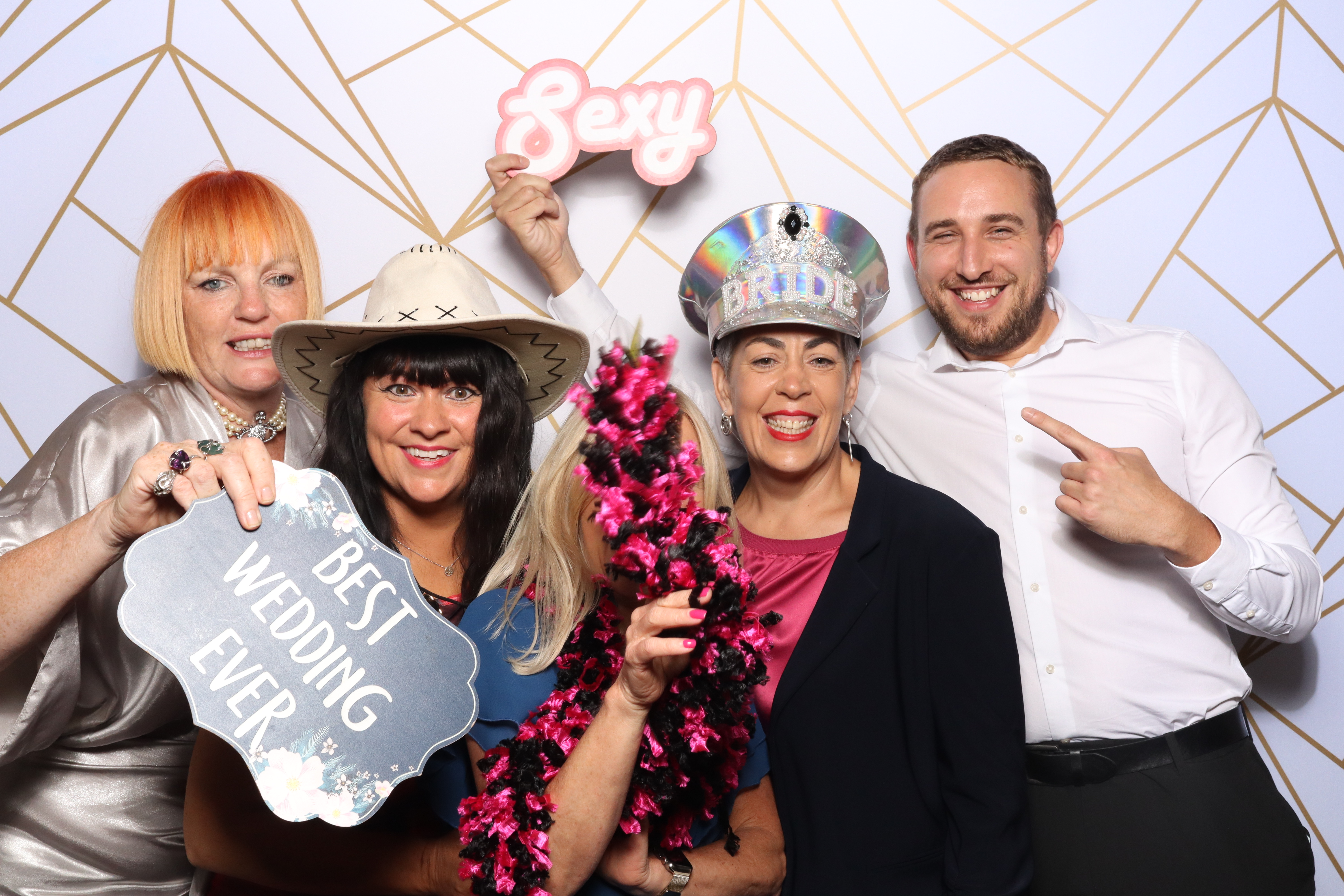 Dawn & Amy  | View more photos from the event at gallery.magicimages.uk/u/MagicImages/Dawn-Amy