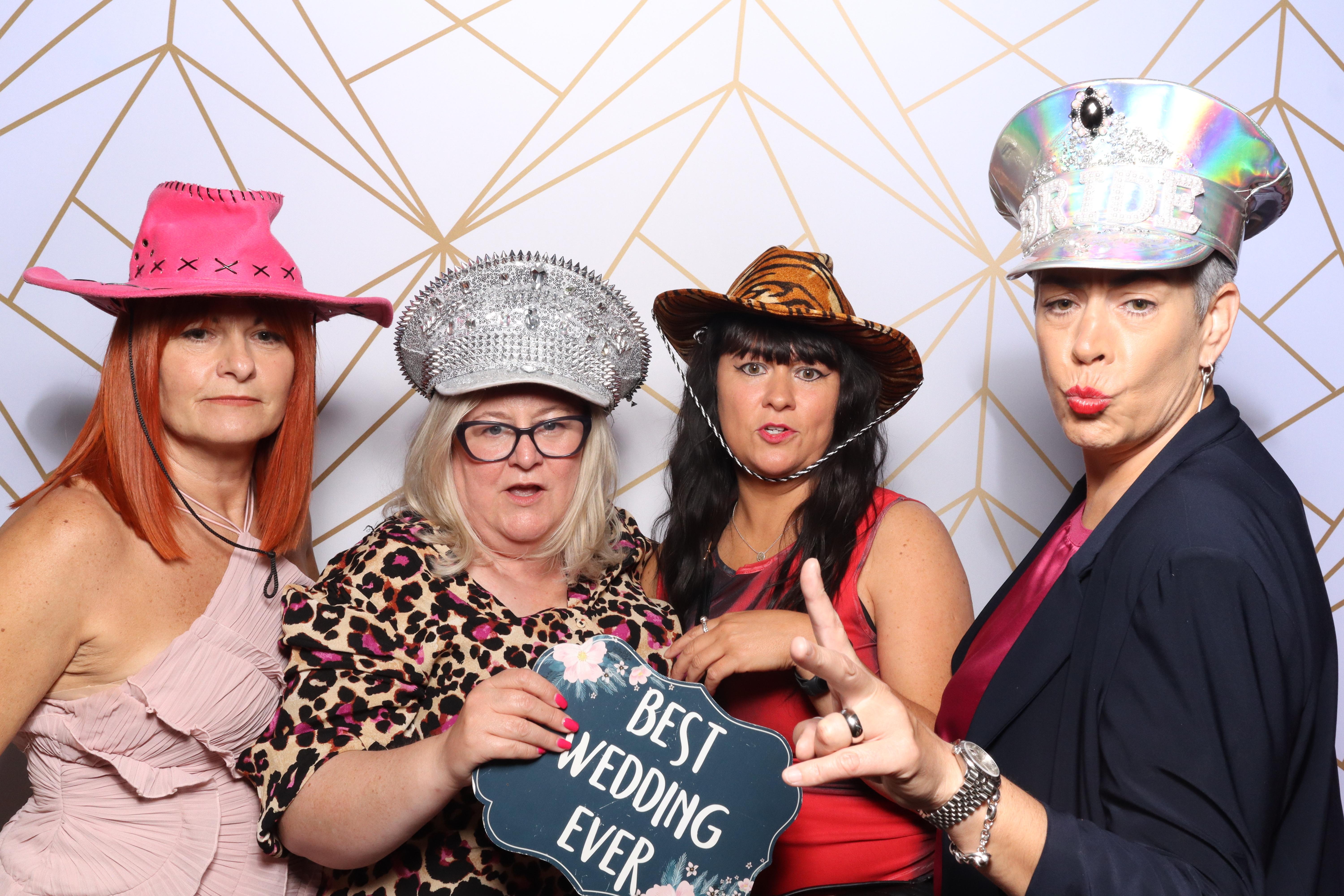 Dawn & Amy  | View more photos from the event at gallery.magicimages.uk/u/MagicImages/Dawn-Amy