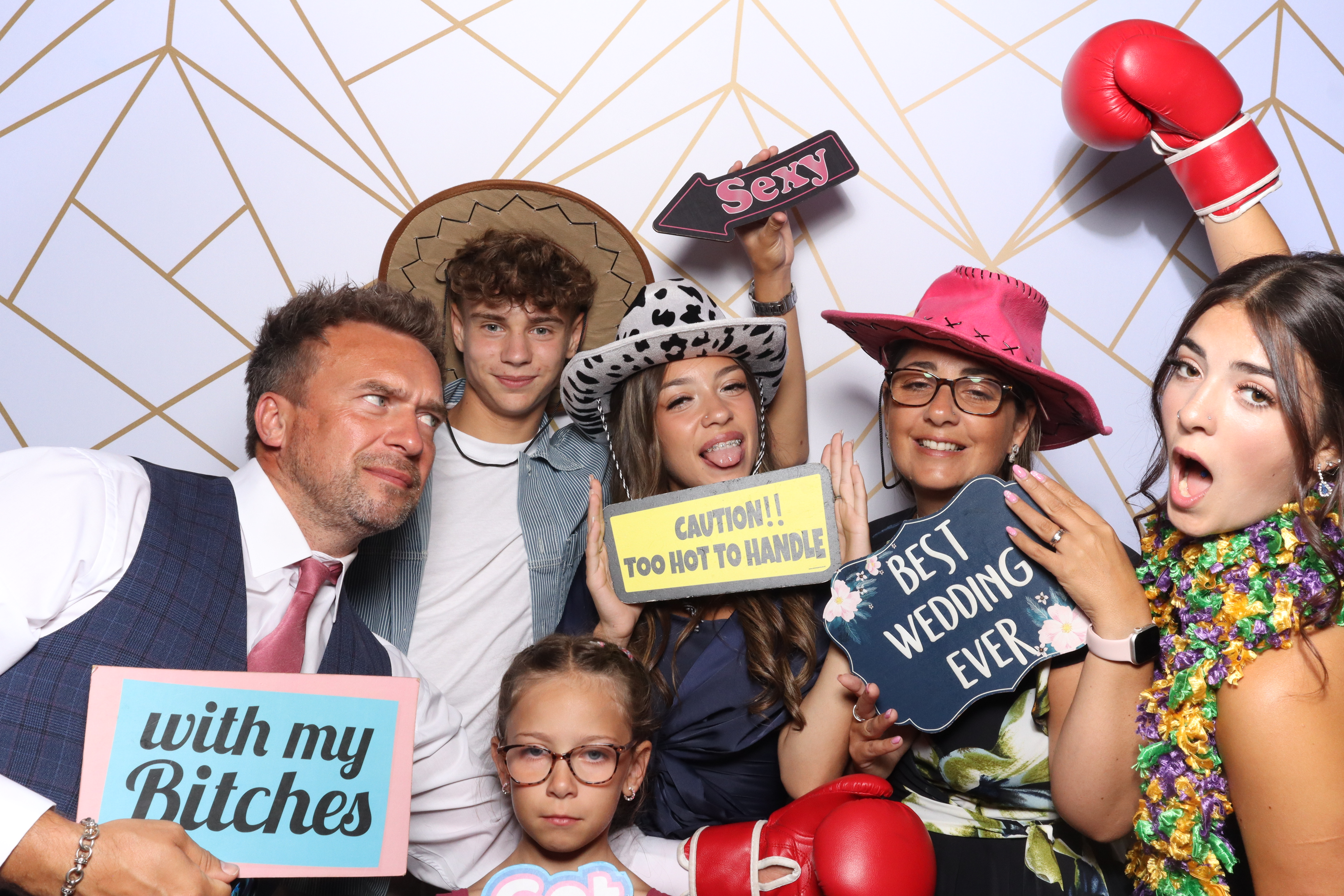 Dawn & Amy  | View more photos from the event at gallery.magicimages.uk/u/MagicImages/Dawn-Amy