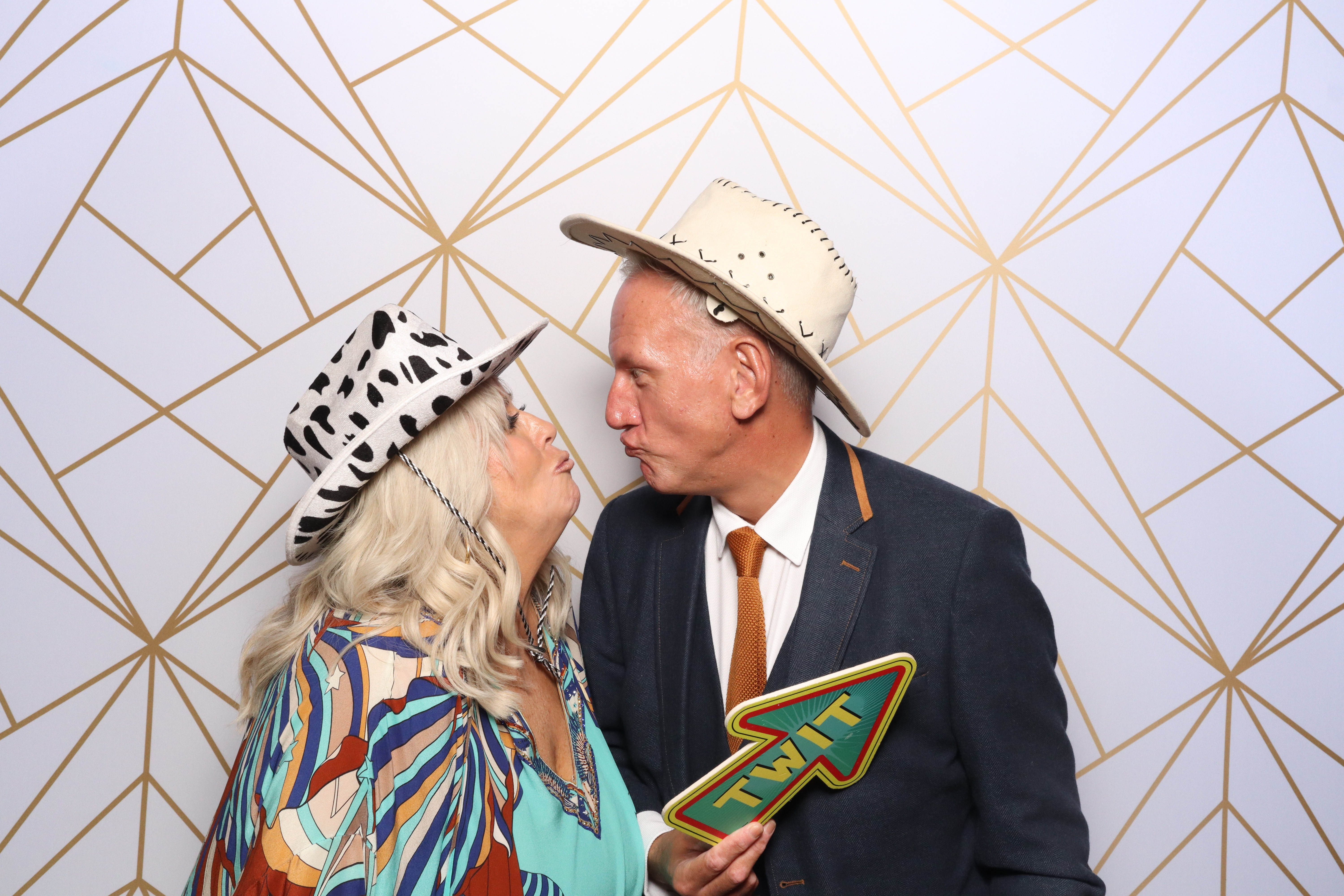 Dawn & Amy  | View more photos from the event at gallery.magicimages.uk/u/MagicImages/Dawn-Amy