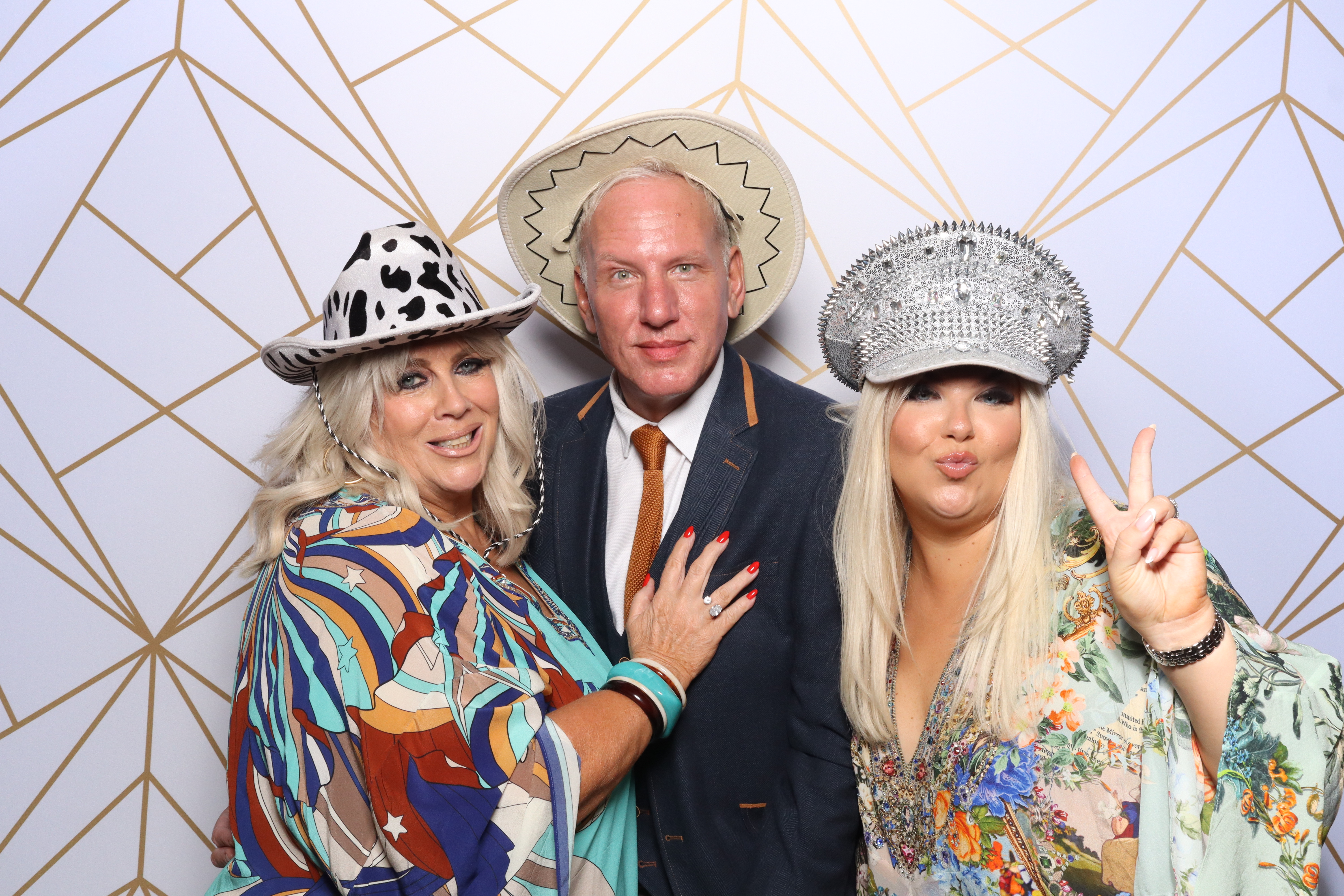 Dawn & Amy  | View more photos from the event at gallery.magicimages.uk/u/MagicImages/Dawn-Amy