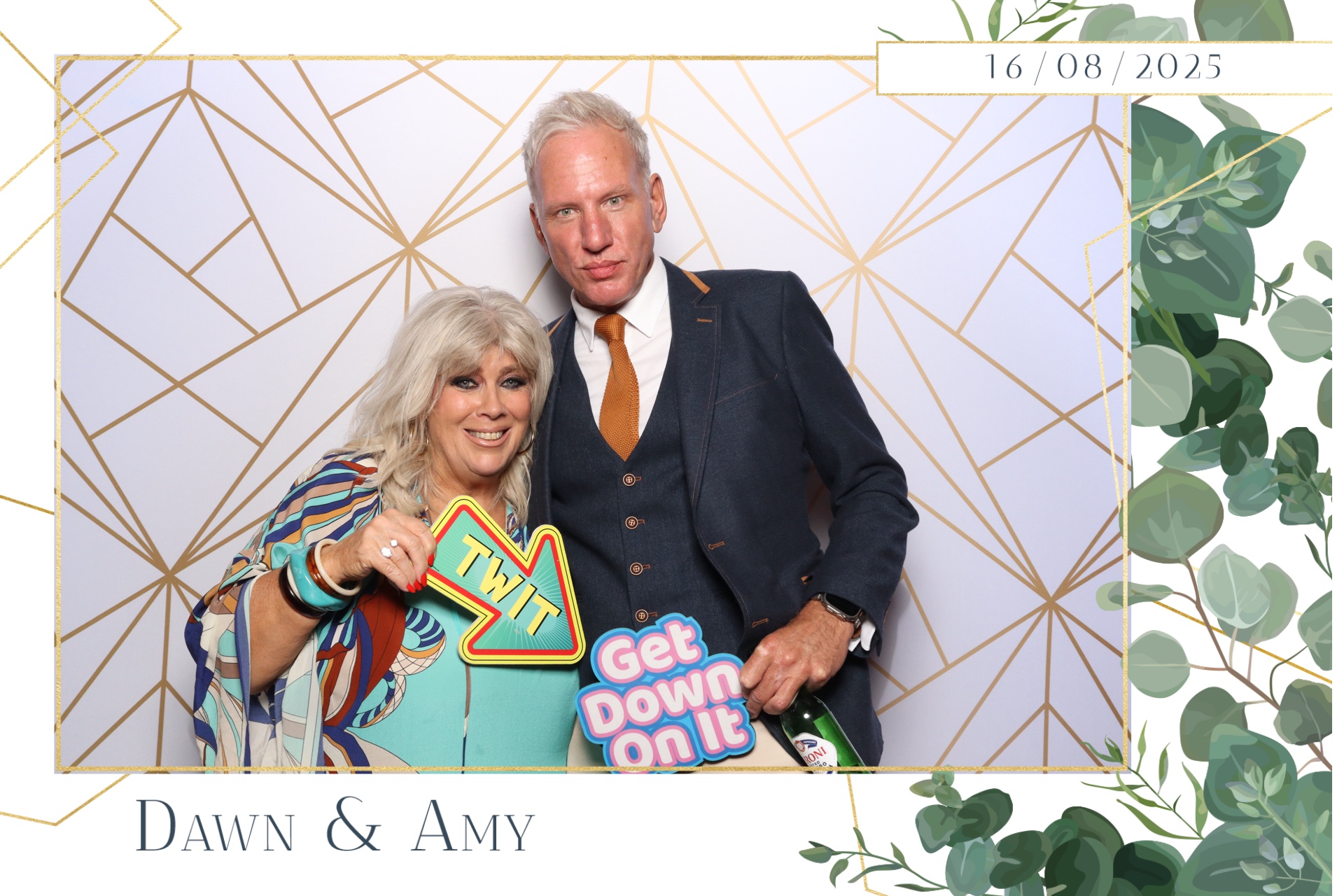 Dawn & Amy  | View more photos from the event at gallery.magicimages.uk/u/MagicImages/Dawn-Amy