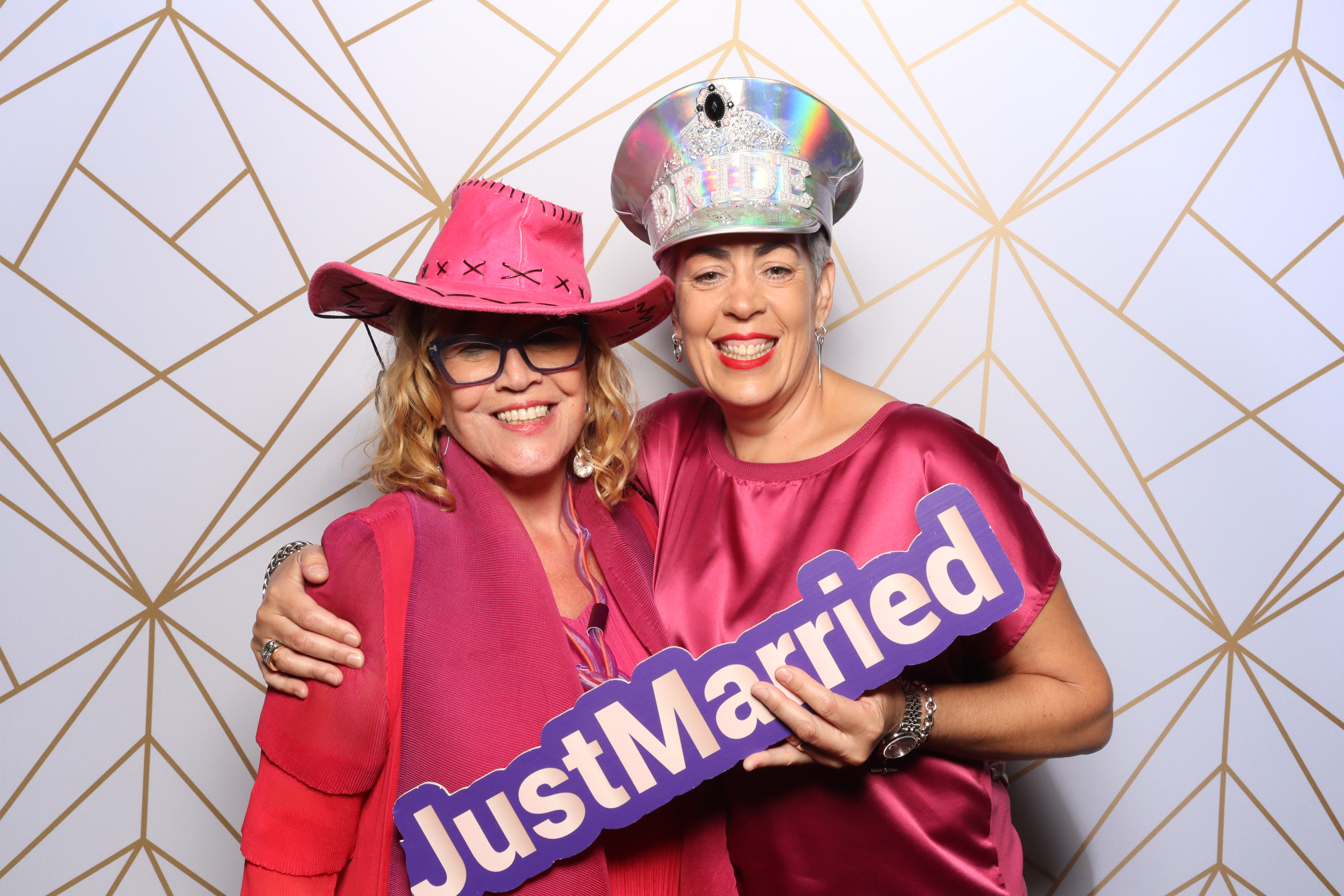 Dawn & Amy  | View more photos from the event at gallery.magicimages.uk/u/MagicImages/Dawn-Amy