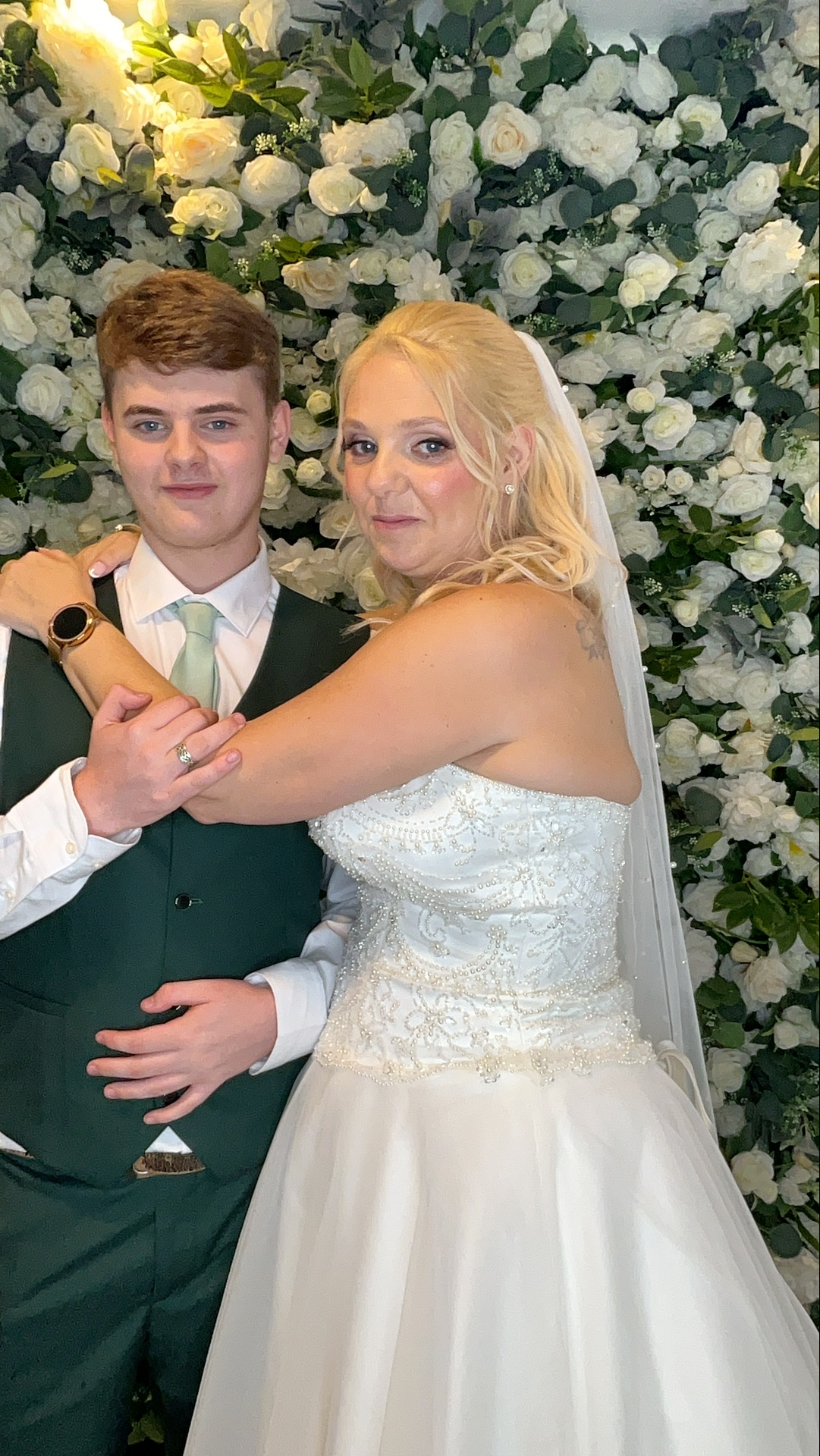 Deone & Jason Photo Booth Images  | View more photos from the event at gallery.magicimages.uk/u/MagicImages/Deone-Jason-Photo-Booth-Images