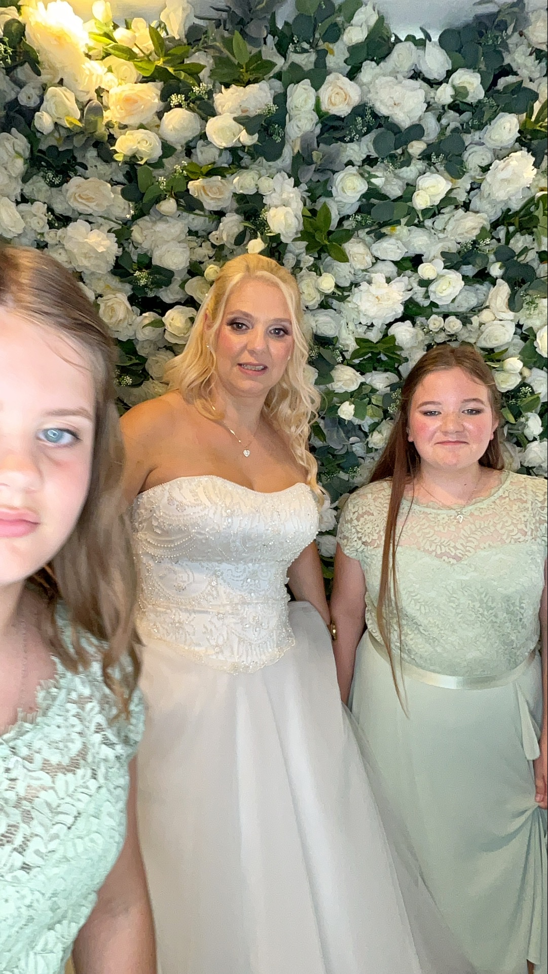 Deone & Jason Photo Booth Images  | View more photos from the event at gallery.magicimages.uk/u/MagicImages/Deone-Jason-Photo-Booth-Images