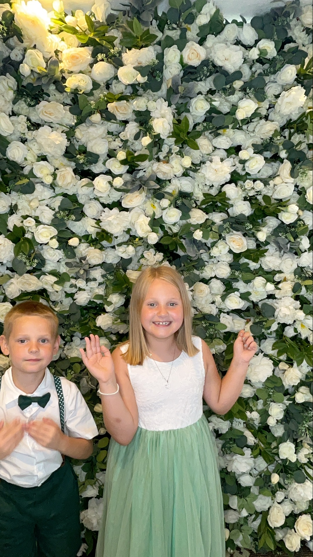 Deone & Jason Photo Booth Images  | View more photos from the event at gallery.magicimages.uk/u/MagicImages/Deone-Jason-Photo-Booth-Images