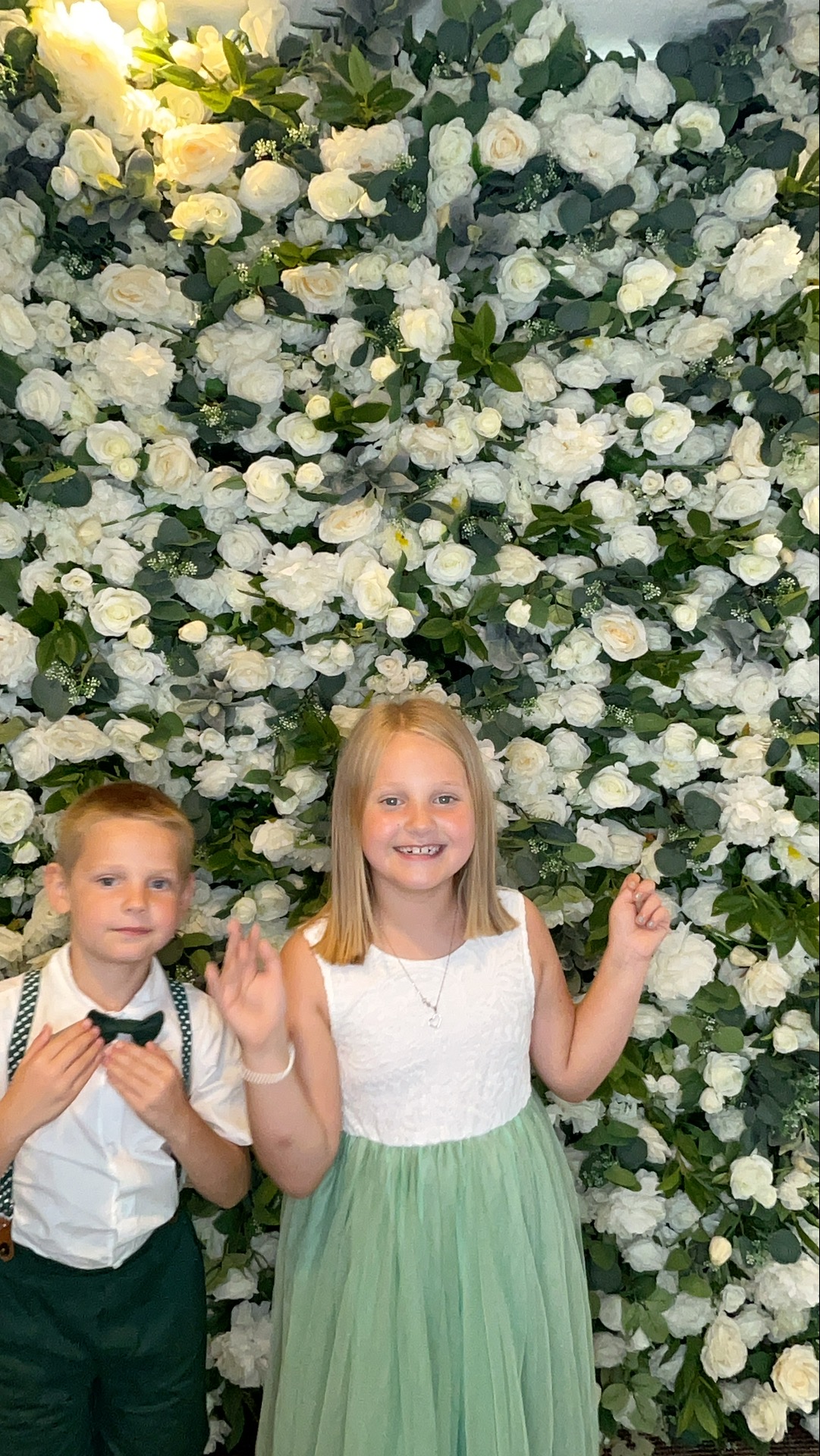 Deone & Jason Photo Booth Images  | View more photos from the event at gallery.magicimages.uk/u/MagicImages/Deone-Jason-Photo-Booth-Images