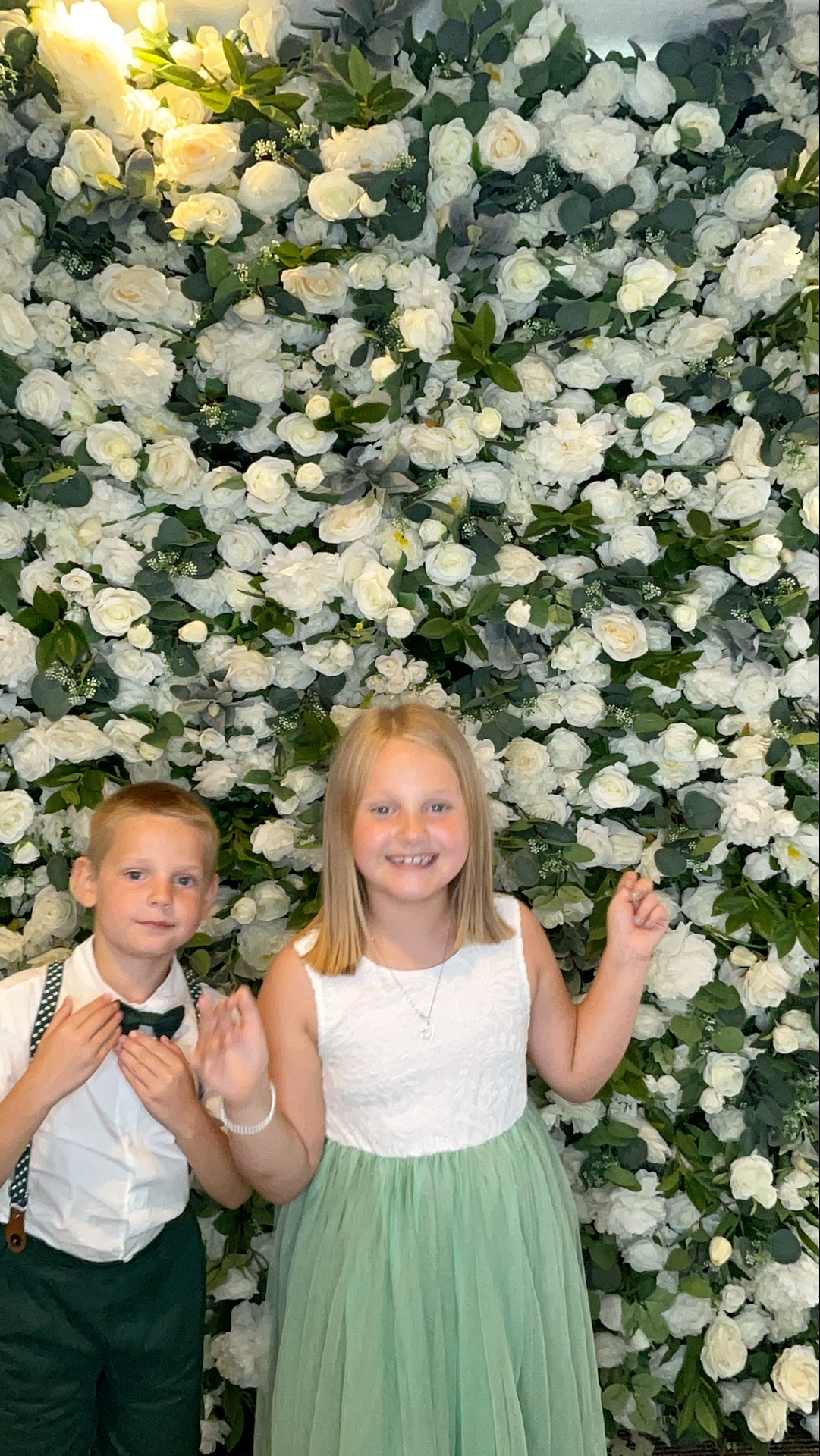 Deone & Jason Photo Booth Images  | View more photos from the event at gallery.magicimages.uk/u/MagicImages/Deone-Jason-Photo-Booth-Images