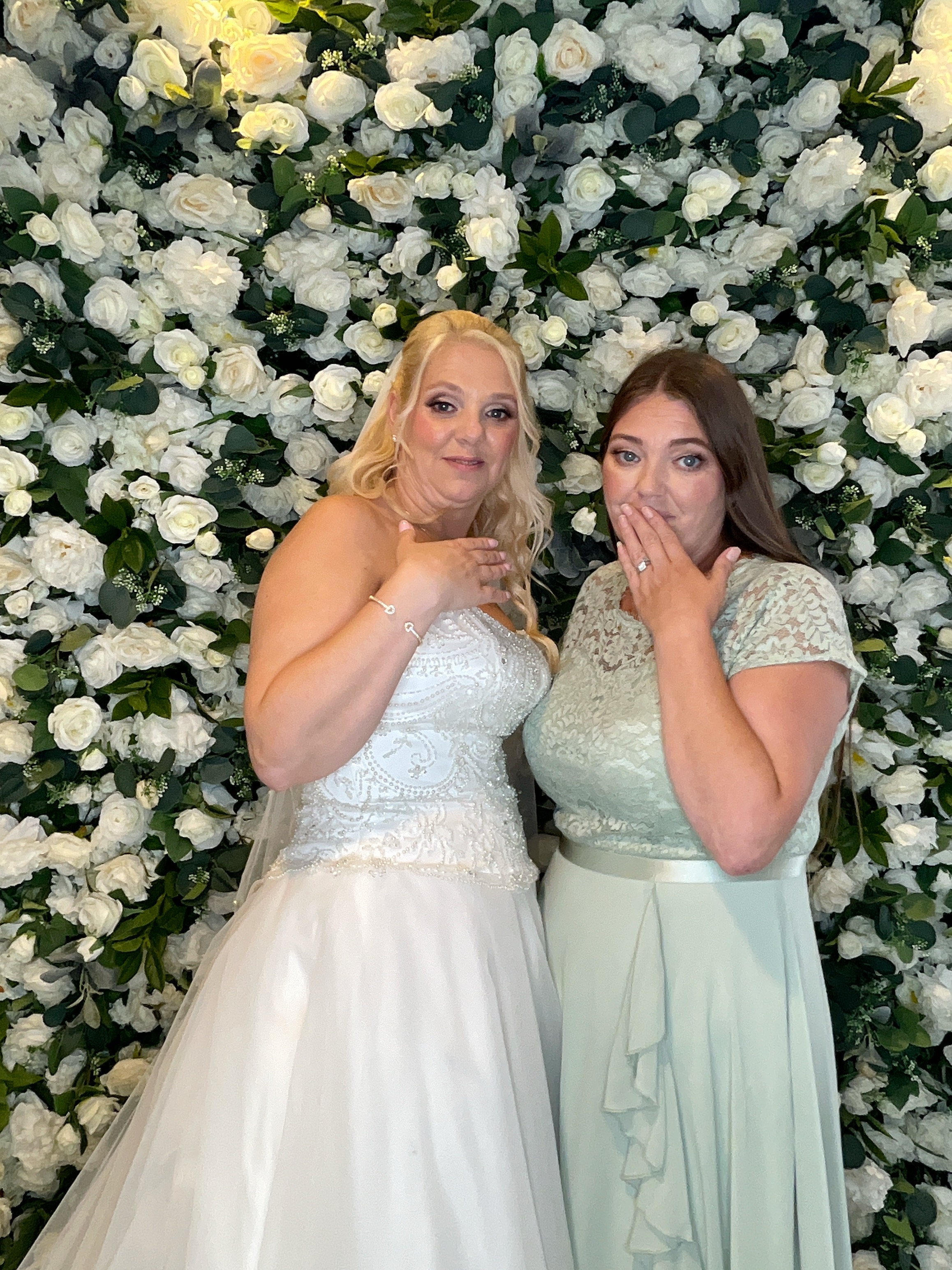 Deone & Jason Photo Booth Images  | View more photos from the event at gallery.magicimages.uk/u/MagicImages/Deone-Jason-Photo-Booth-Images