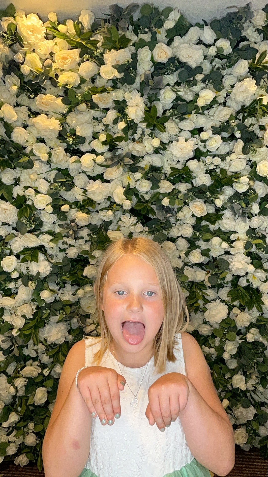 Deone & Jason Photo Booth Images  | View more photos from the event at gallery.magicimages.uk/u/MagicImages/Deone-Jason-Photo-Booth-Images