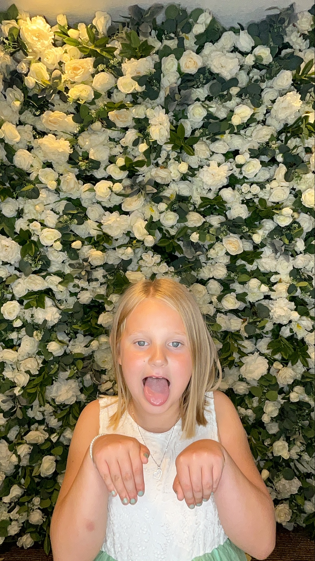 Deone & Jason Photo Booth Images  | View more photos from the event at gallery.magicimages.uk/u/MagicImages/Deone-Jason-Photo-Booth-Images