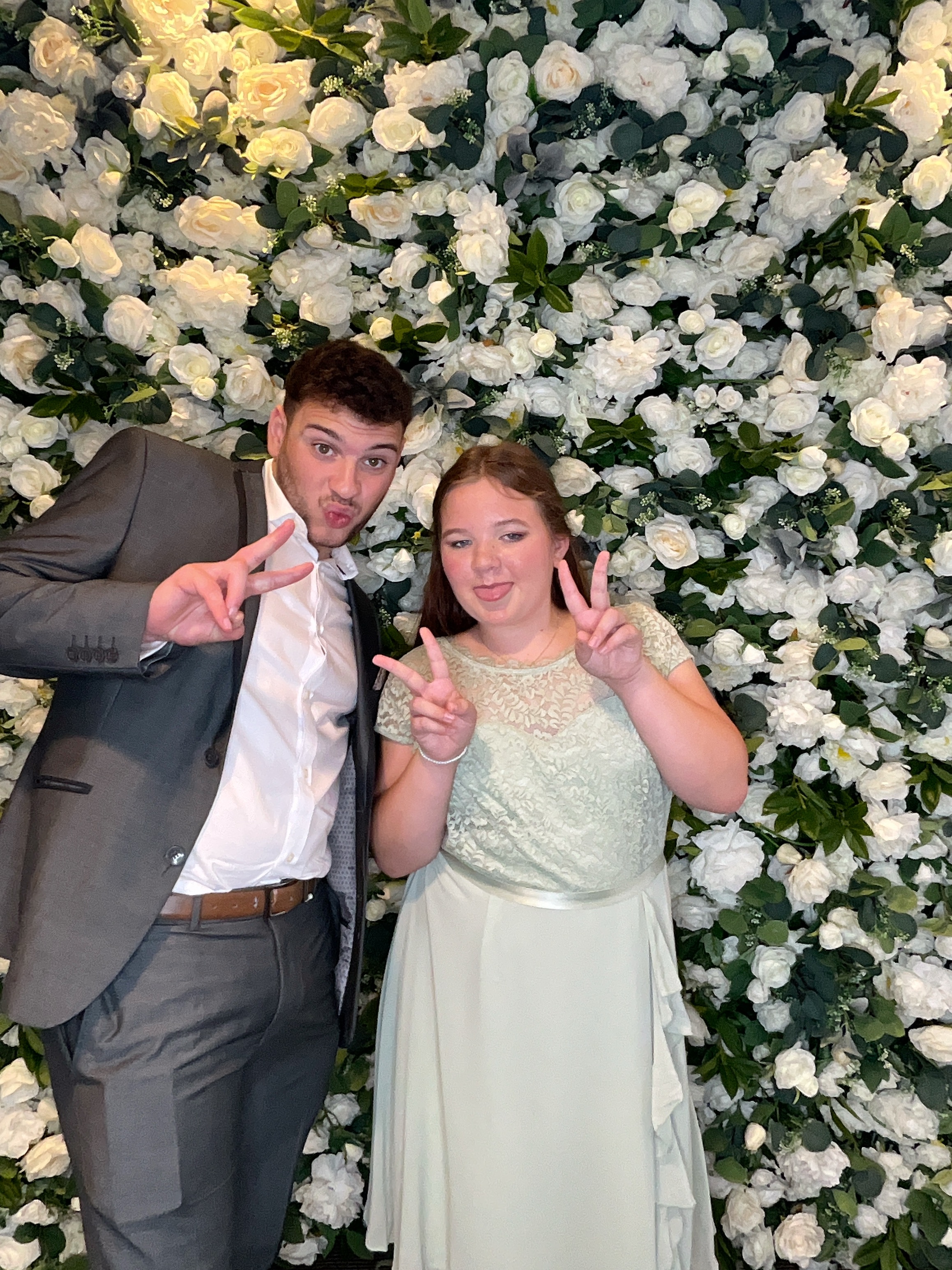 Deone & Jason Photo Booth Images  | View more photos from the event at gallery.magicimages.uk/u/MagicImages/Deone-Jason-Photo-Booth-Images