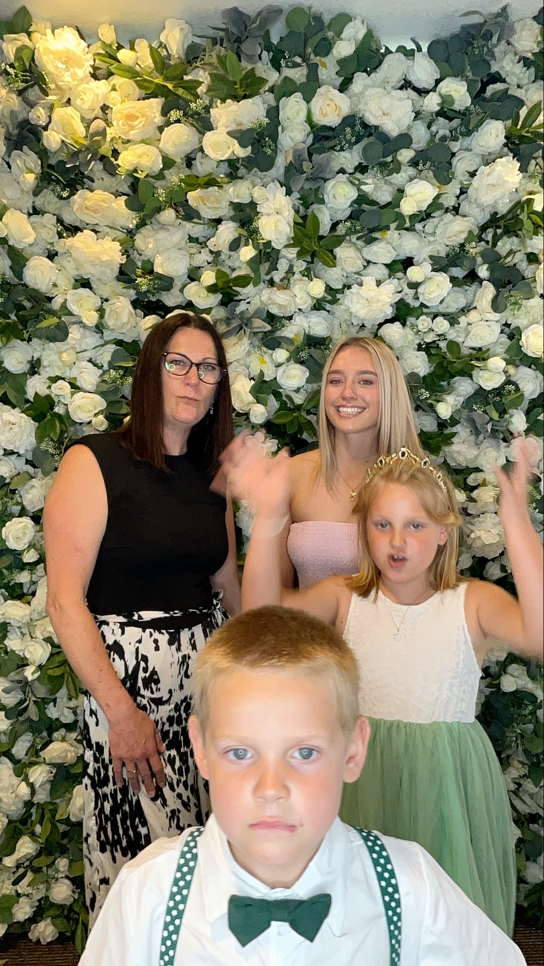 Deone & Jason Photo Booth Images  | View more photos from the event at gallery.magicimages.uk/u/MagicImages/Deone-Jason-Photo-Booth-Images