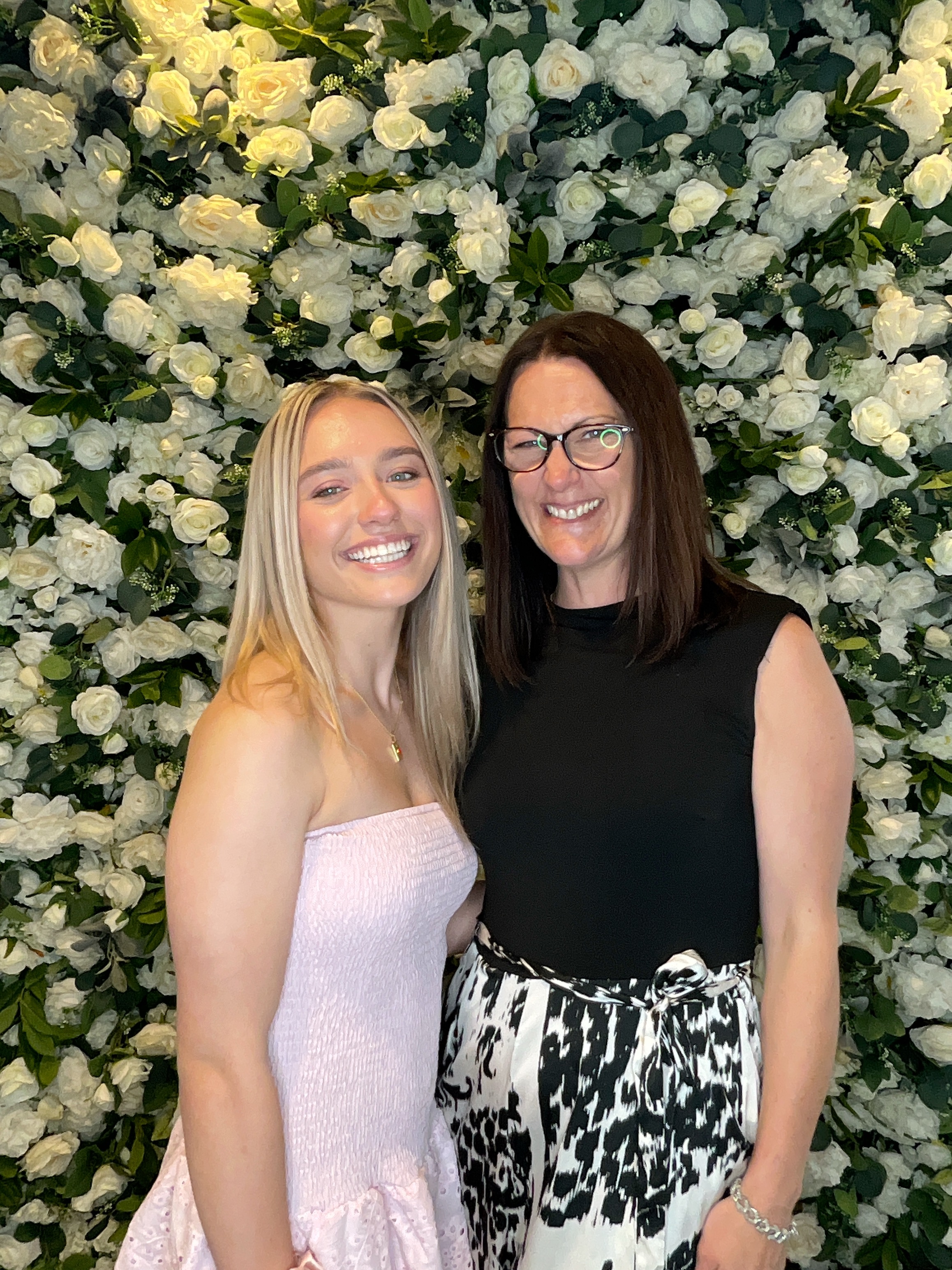 Deone & Jason Photo Booth Images  | View more photos from the event at gallery.magicimages.uk/u/MagicImages/Deone-Jason-Photo-Booth-Images