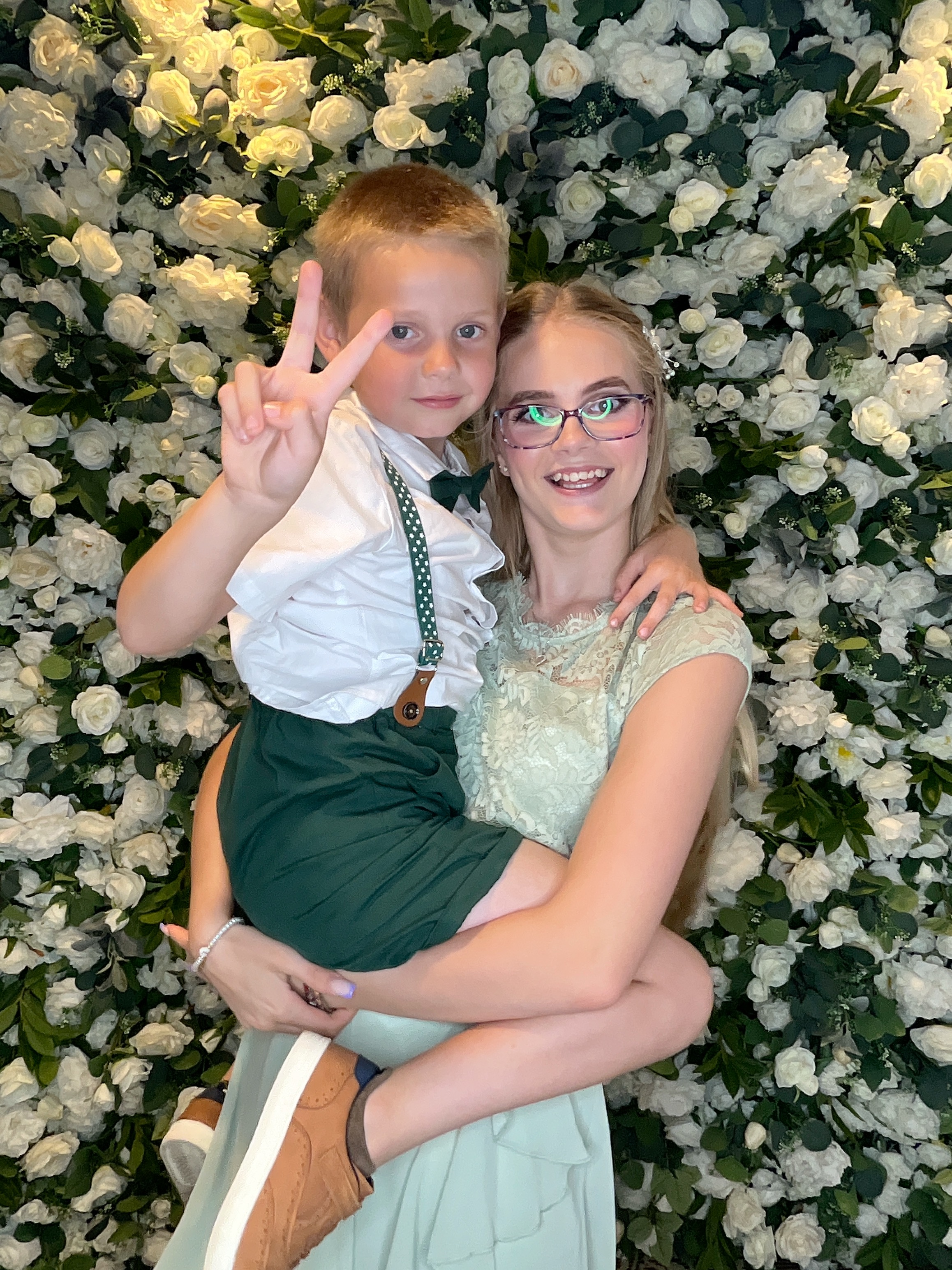 Deone & Jason Photo Booth Images  | View more photos from the event at gallery.magicimages.uk/u/MagicImages/Deone-Jason-Photo-Booth-Images