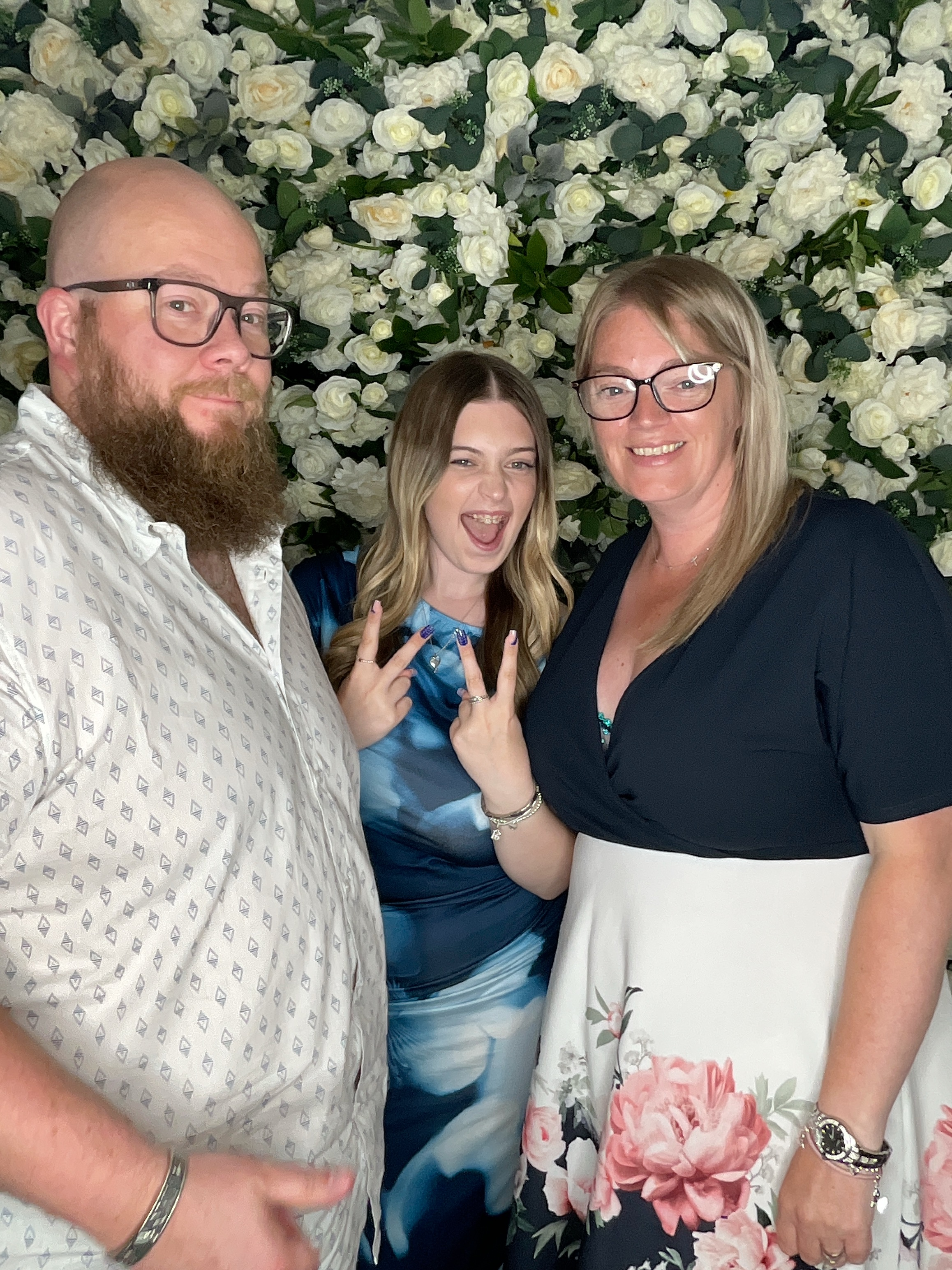 Deone & Jason Photo Booth Images  | View more photos from the event at gallery.magicimages.uk/u/MagicImages/Deone-Jason-Photo-Booth-Images