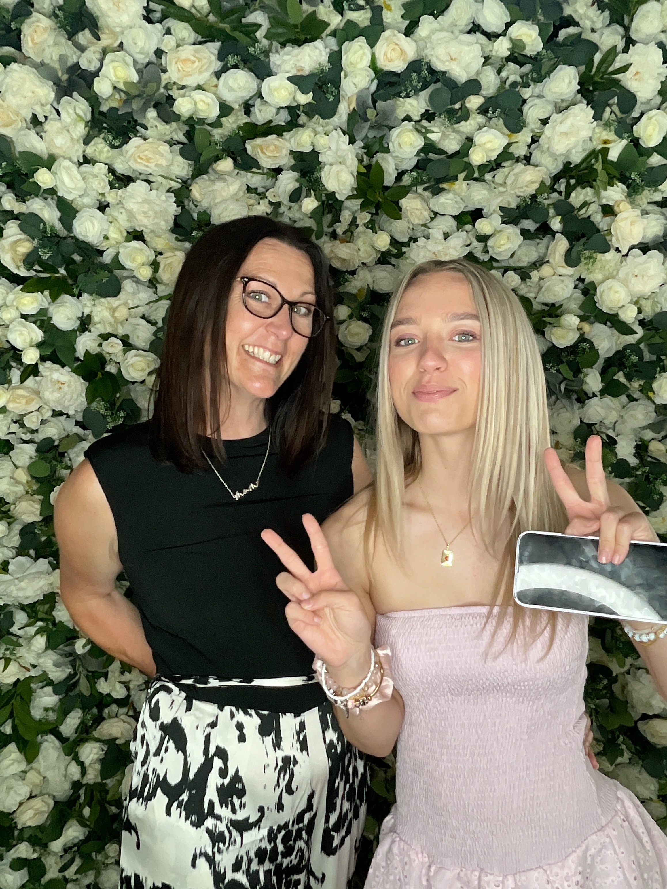 Deone & Jason Photo Booth Images  | View more photos from the event at gallery.magicimages.uk/u/MagicImages/Deone-Jason-Photo-Booth-Images