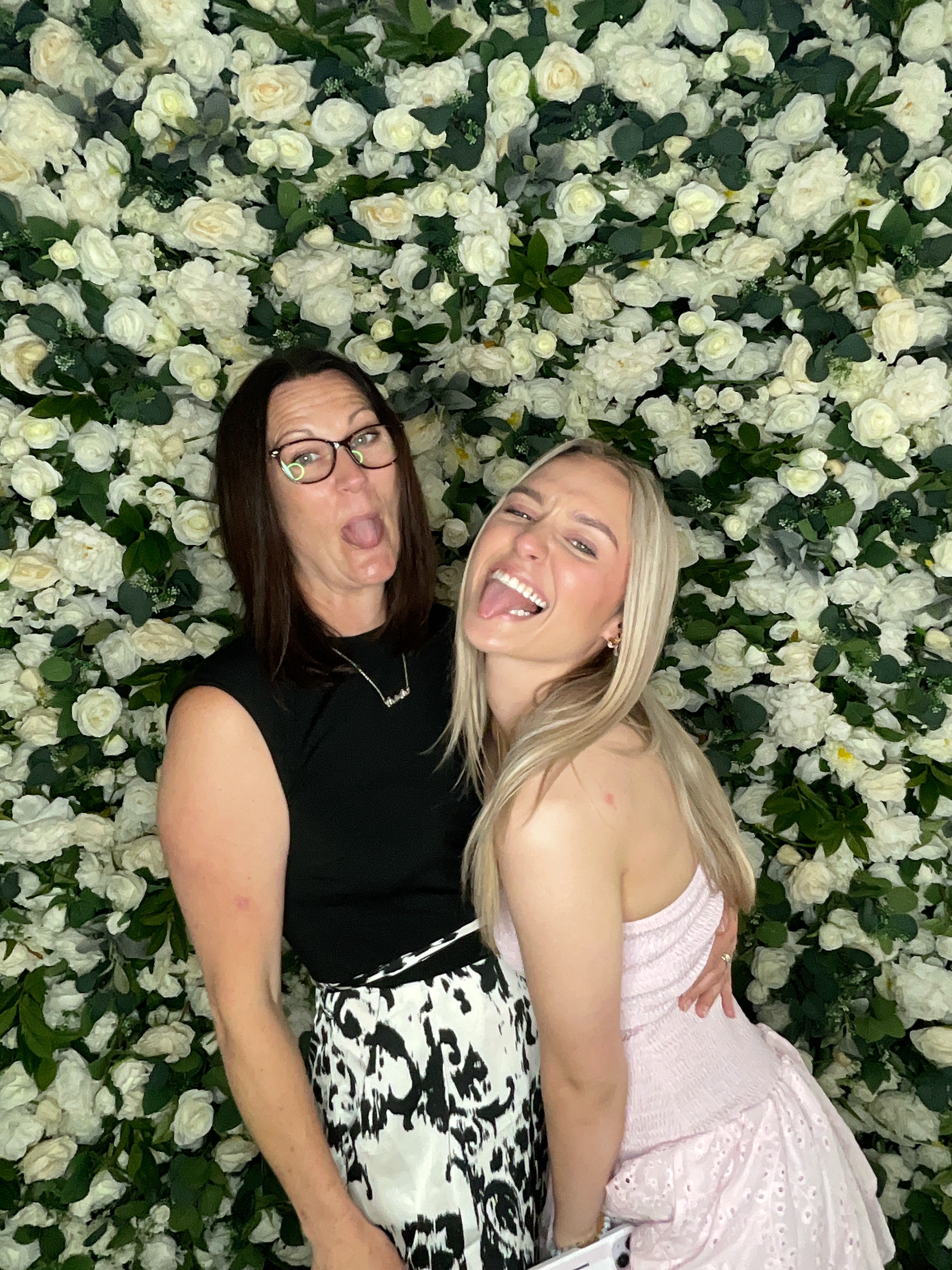 Deone & Jason Photo Booth Images  | View more photos from the event at gallery.magicimages.uk/u/MagicImages/Deone-Jason-Photo-Booth-Images