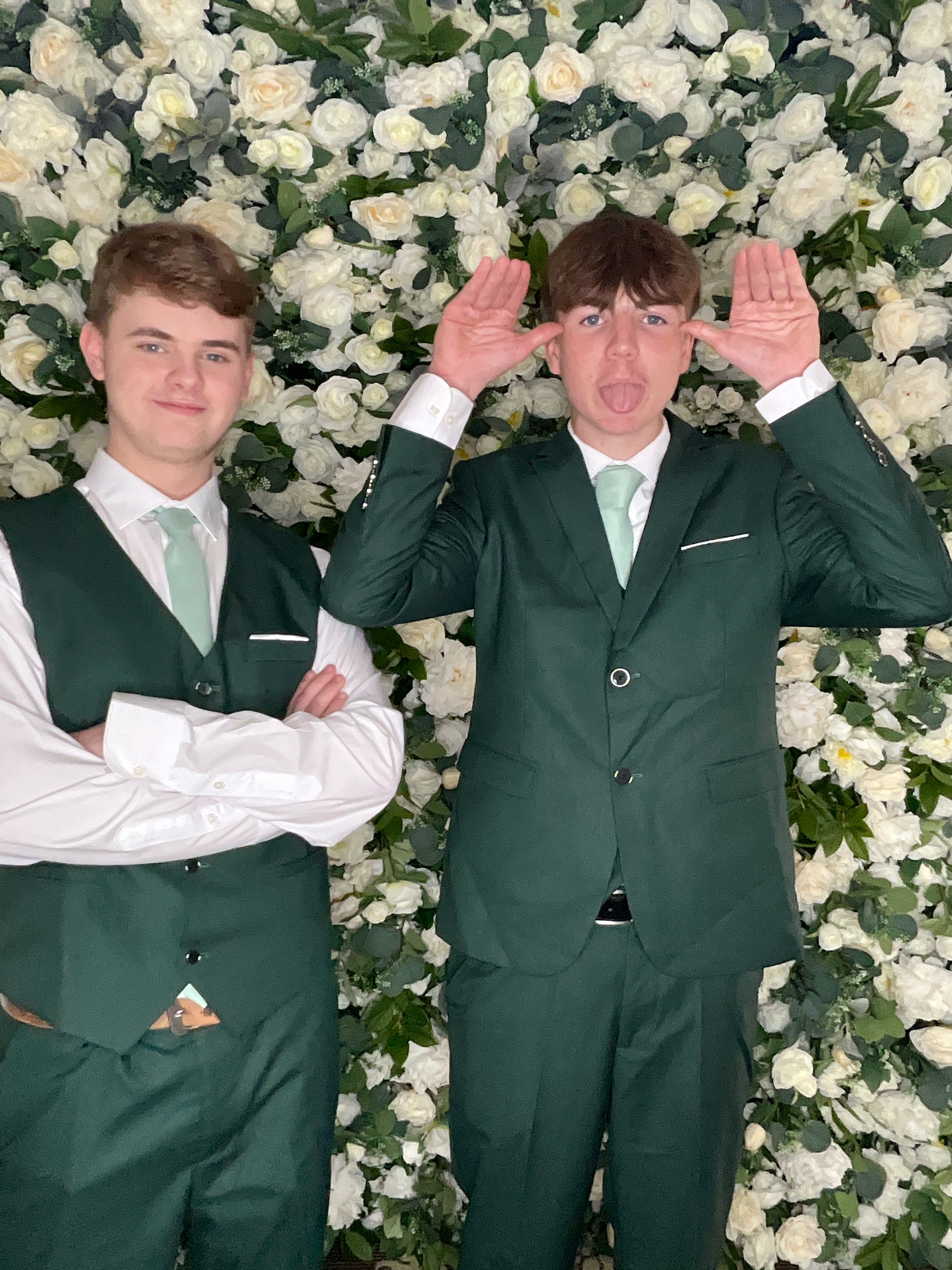 Deone & Jason Photo Booth Images  | View more photos from the event at gallery.magicimages.uk/u/MagicImages/Deone-Jason-Photo-Booth-Images